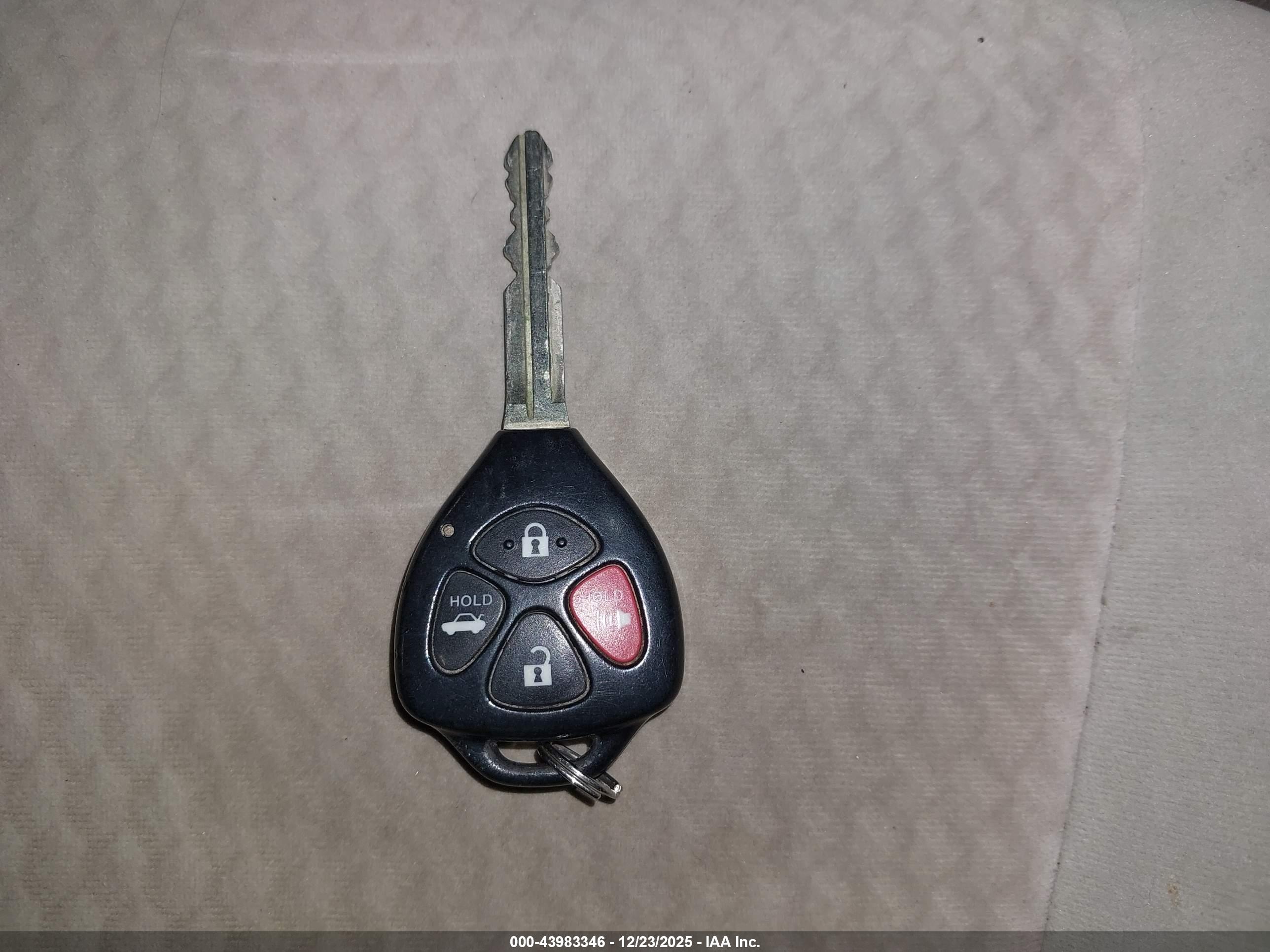 TOYOTA CAMRY image 11