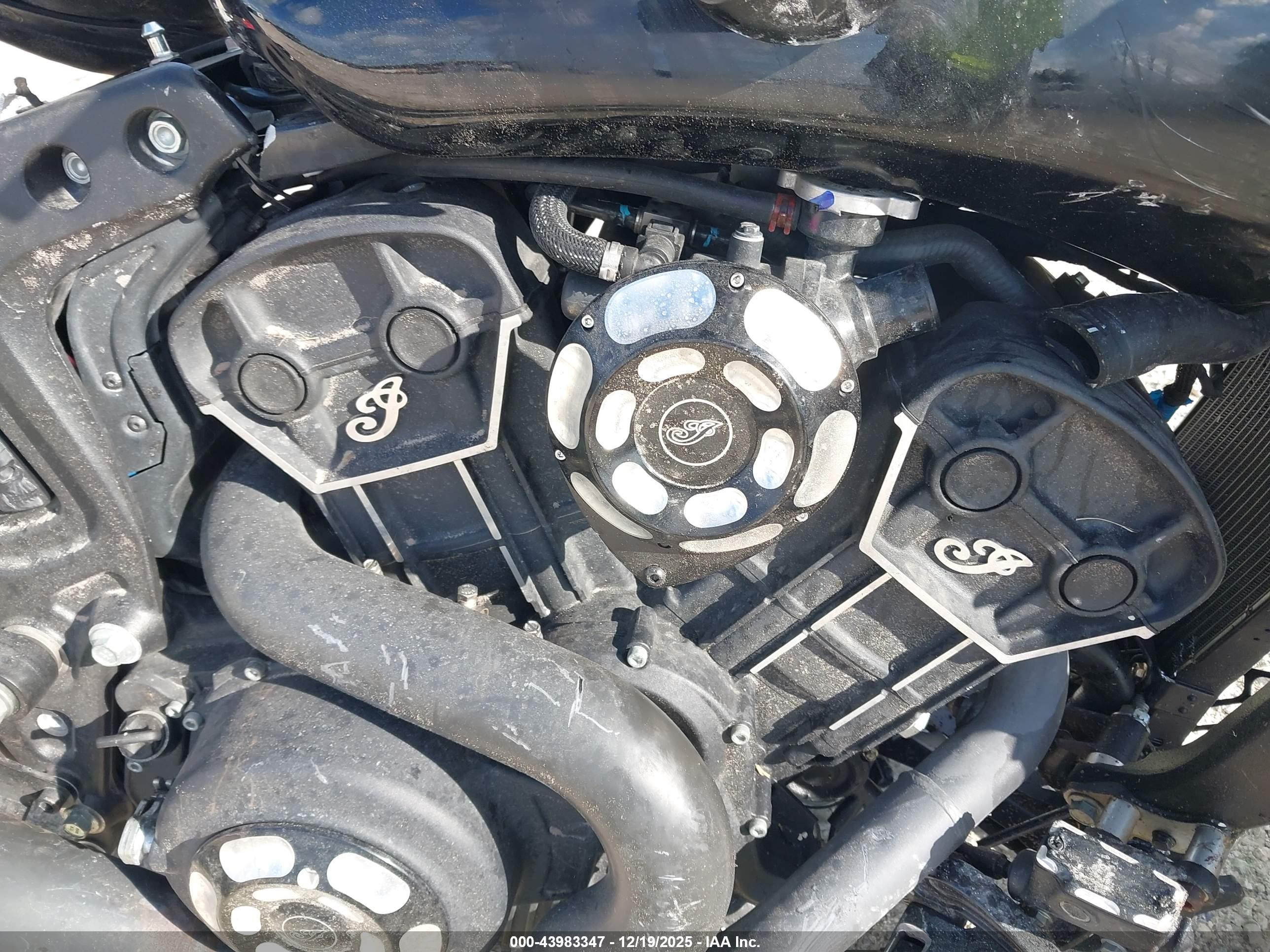 INDIAN MOTORCYCLE image 8