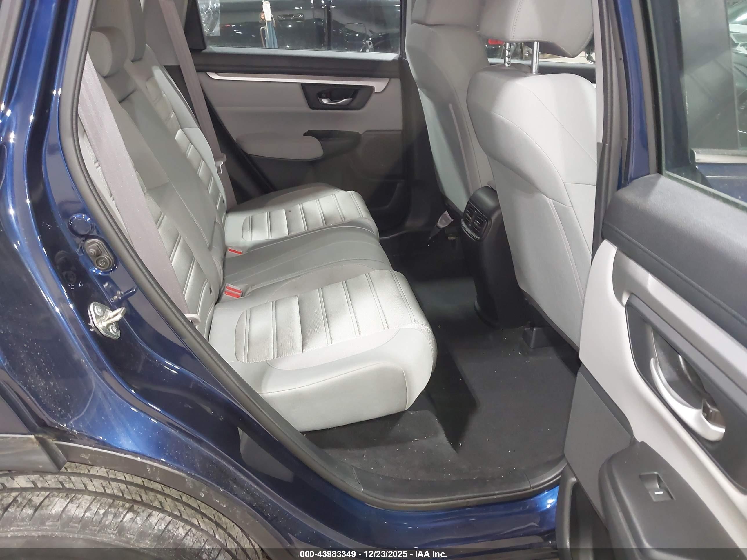 HONDA CR-V image 8