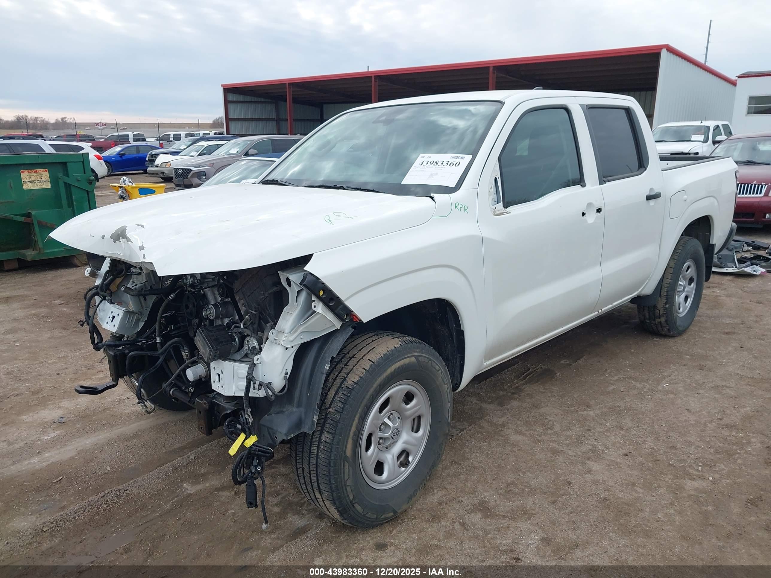 NISSAN FRONTIER image 2