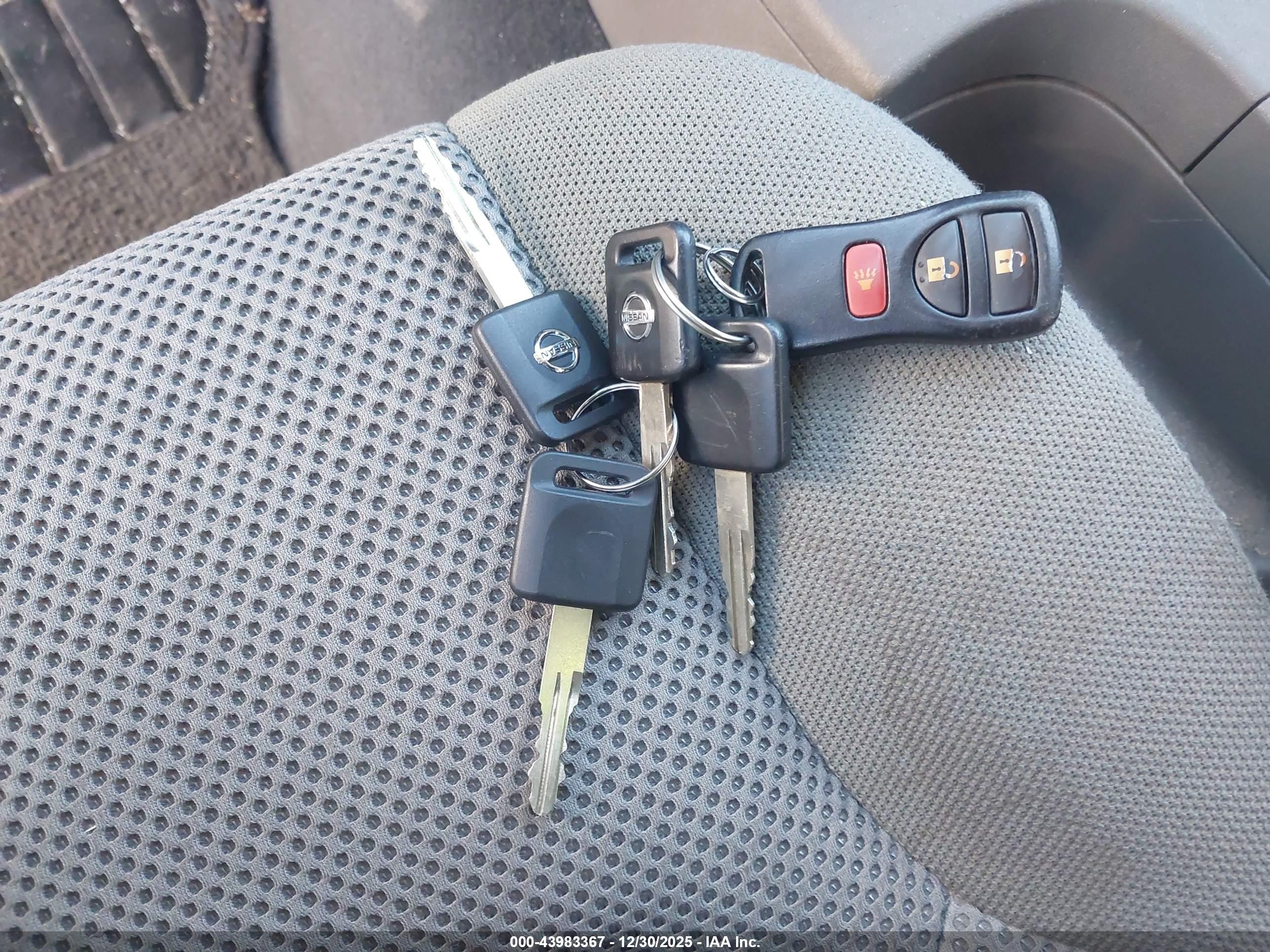 NISSAN FRONTIER image 11