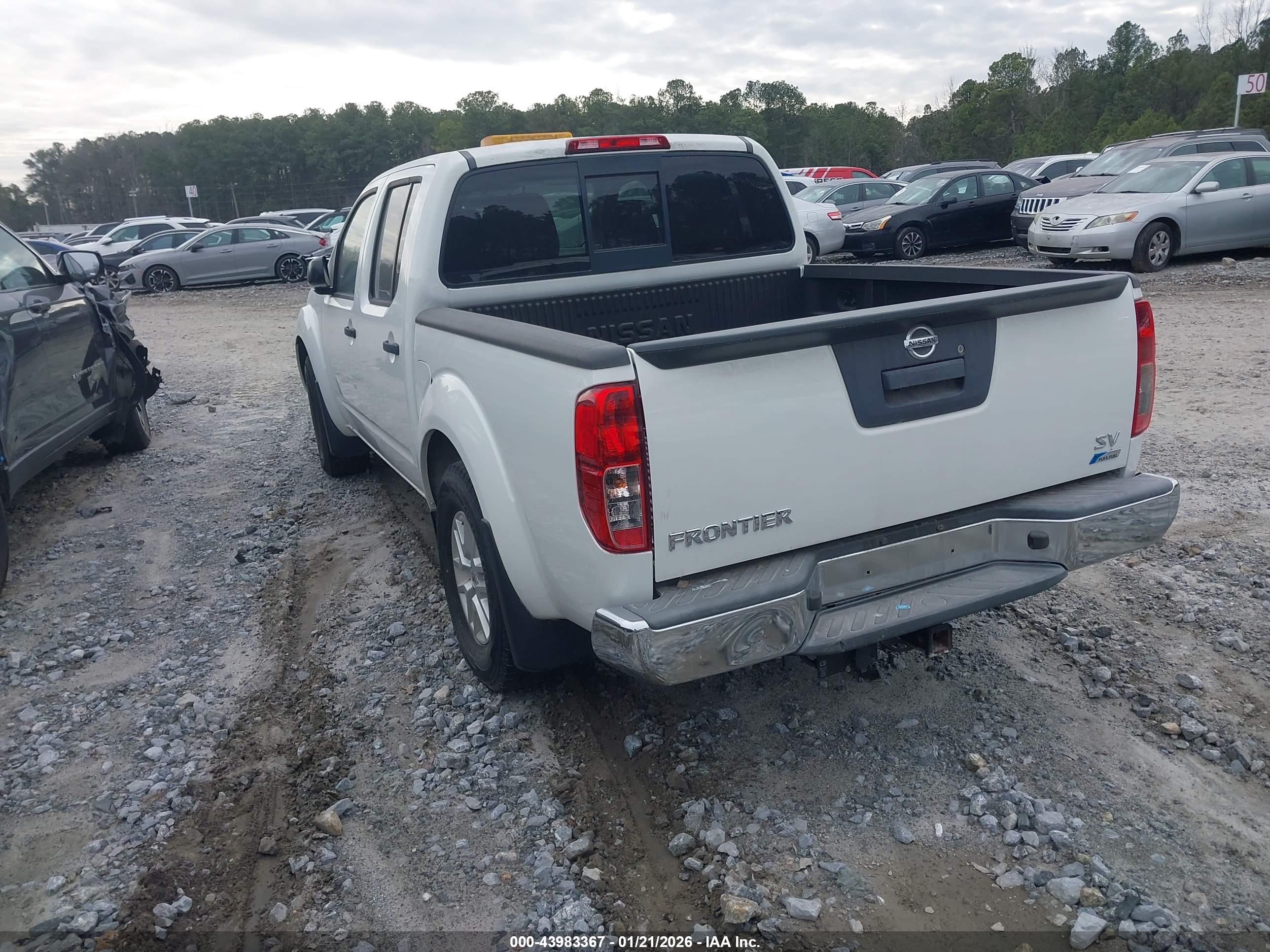 NISSAN FRONTIER image 3