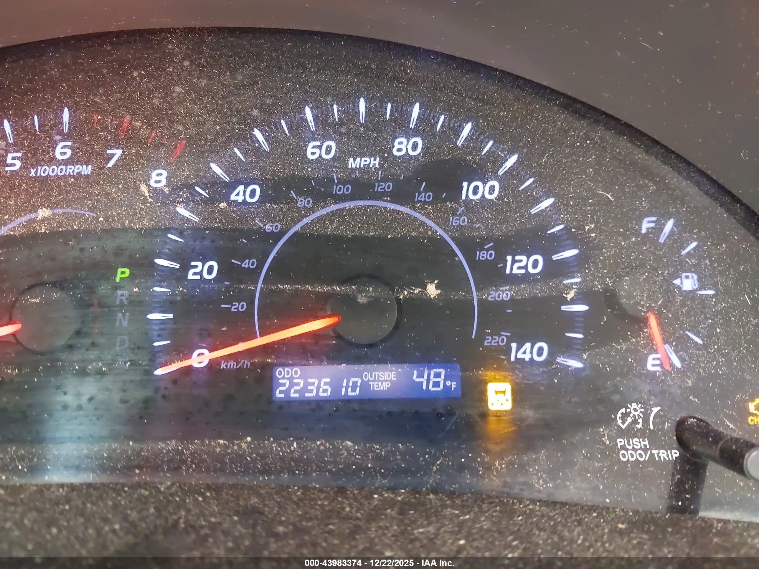 TOYOTA CAMRY image 7