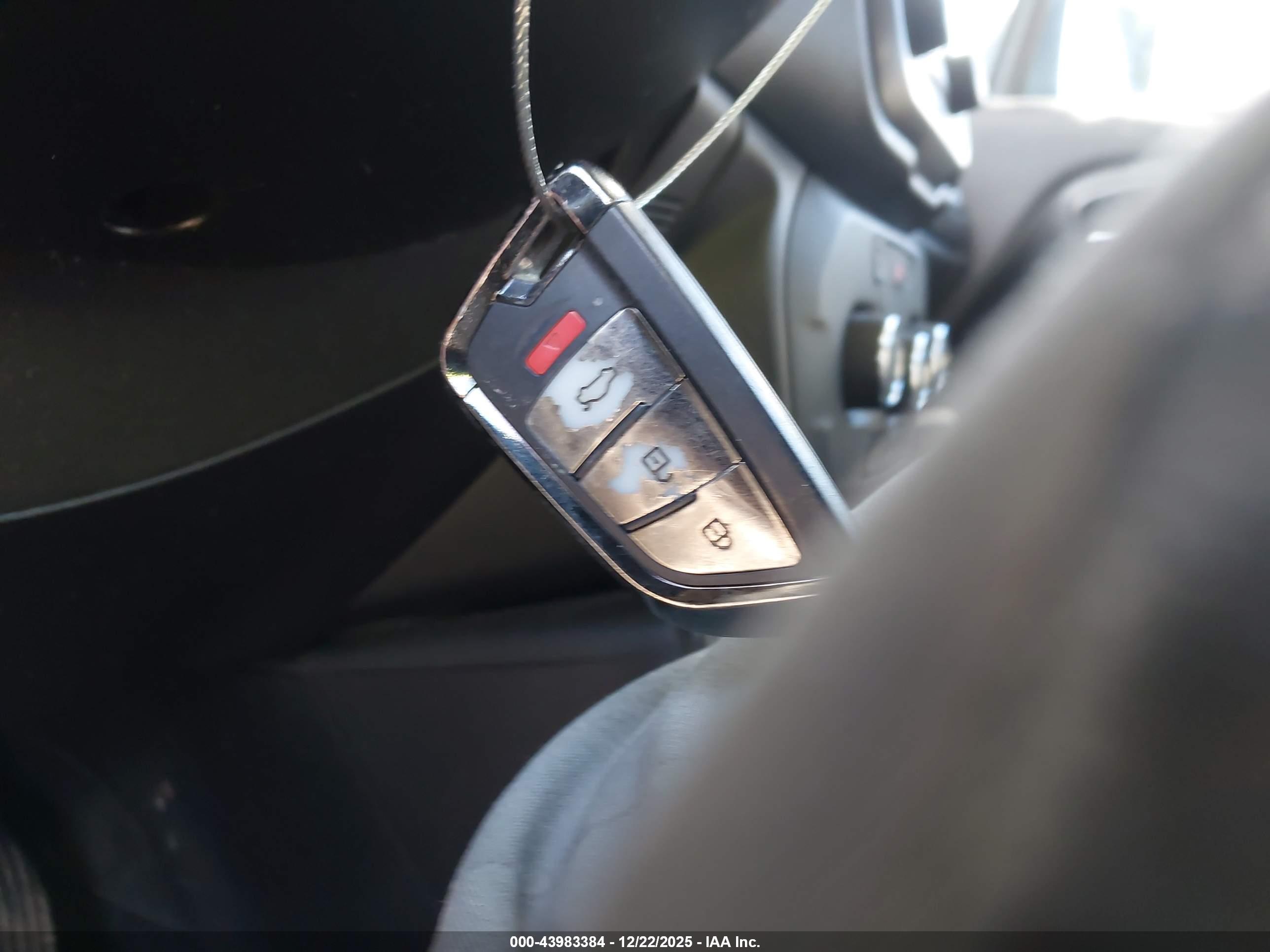 JEEP RENEGADE image 11