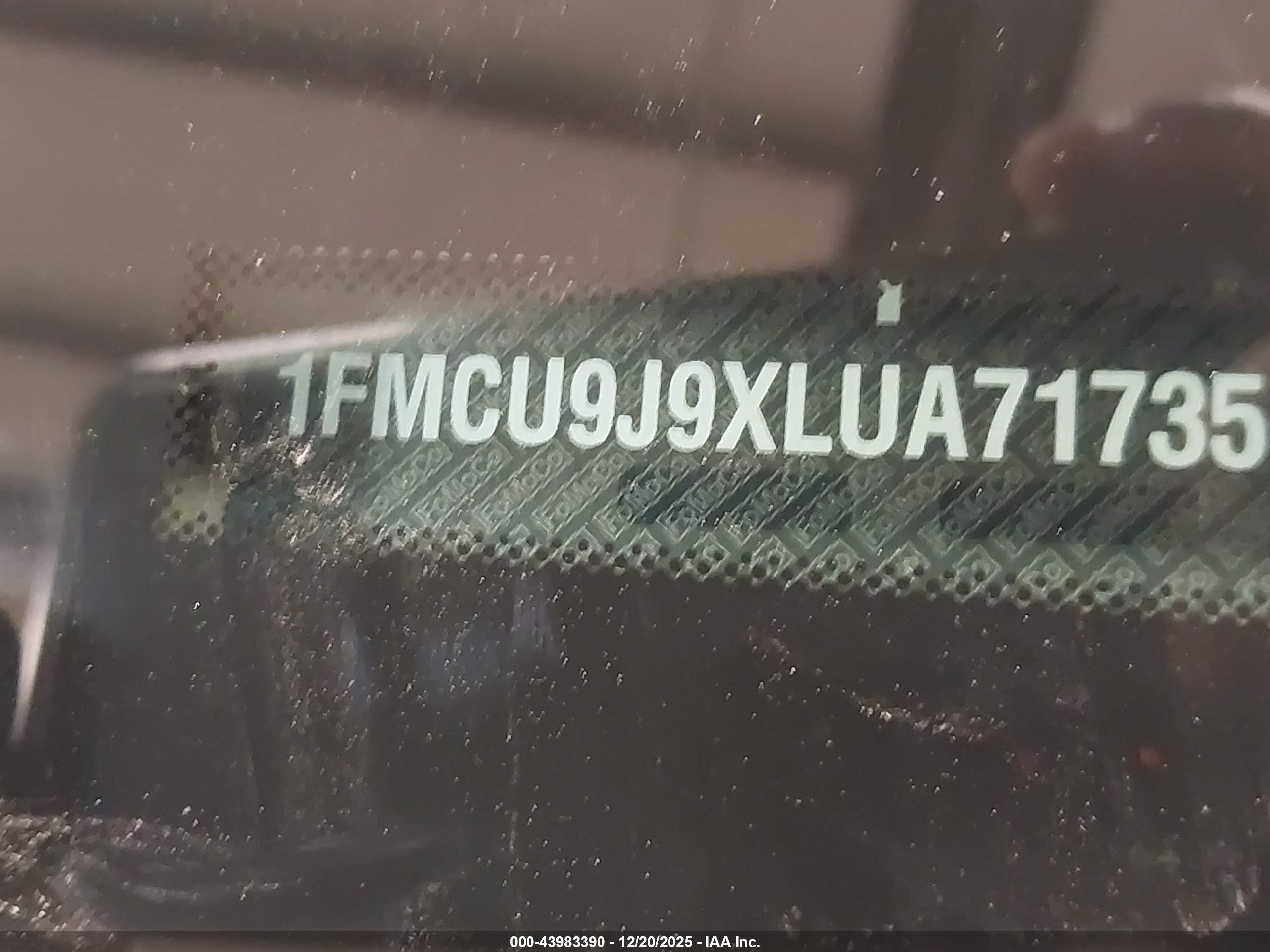 FORD ESCAPE image 9