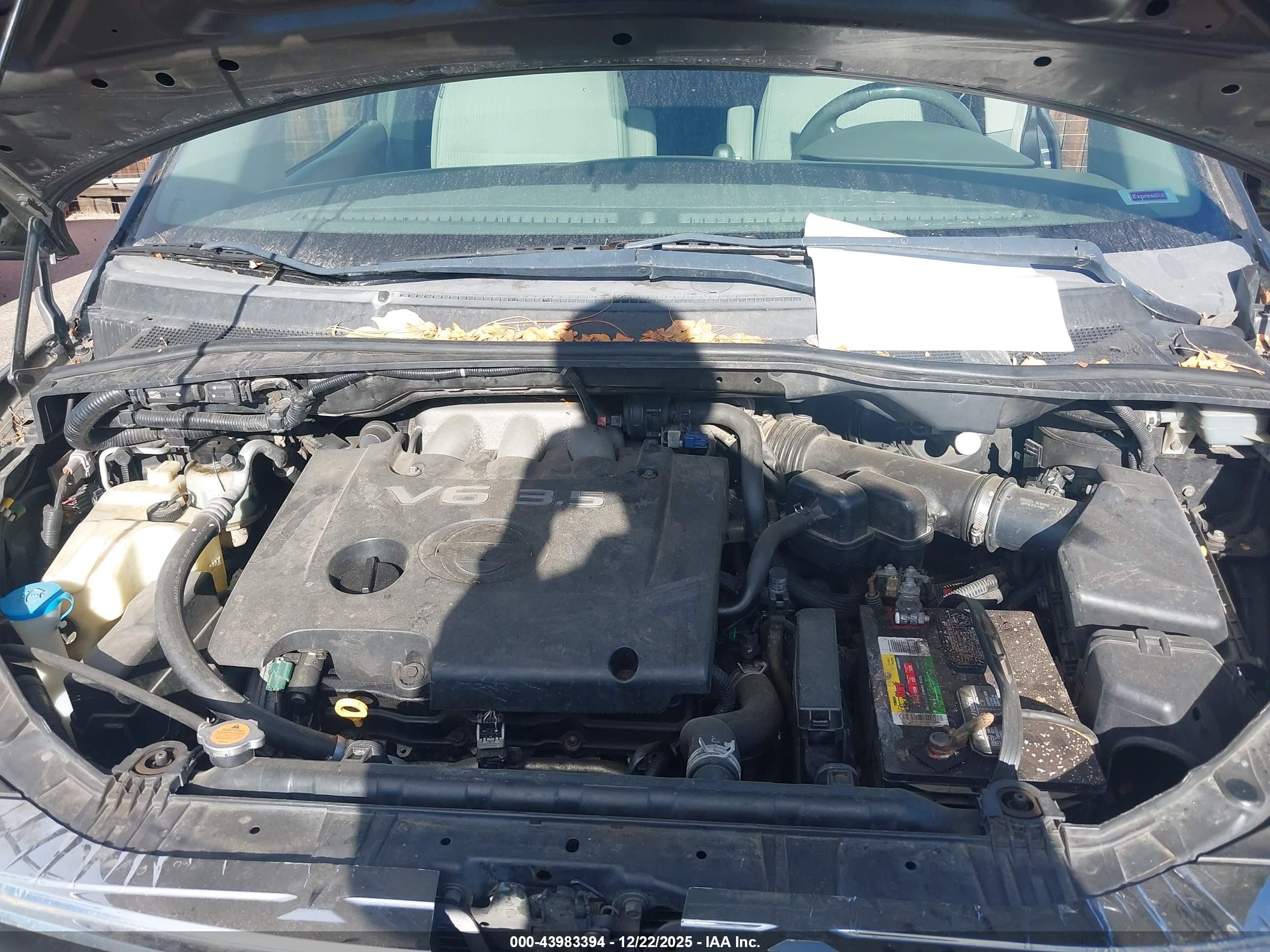 NISSAN QUEST image 10