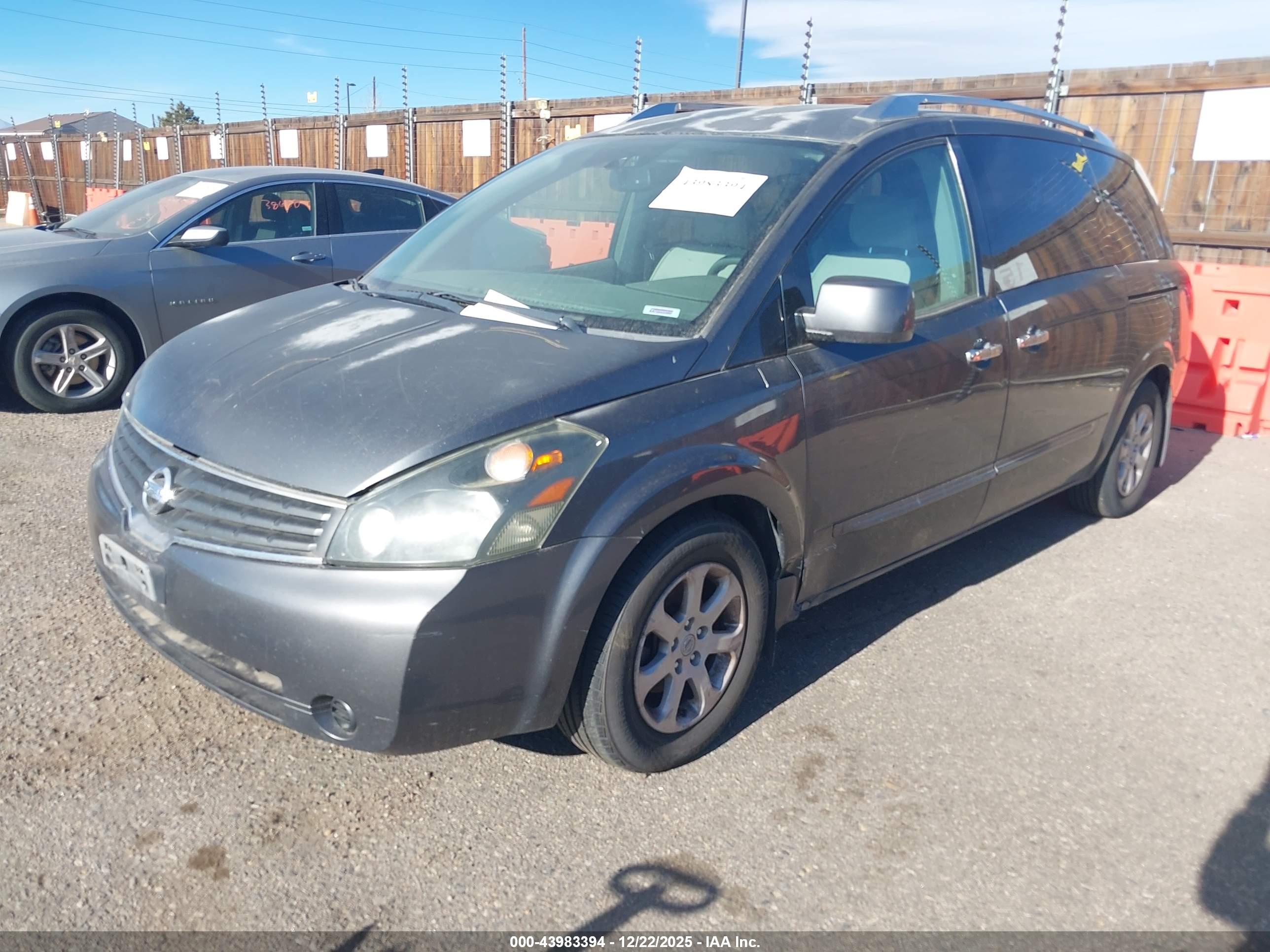 NISSAN QUEST image 2
