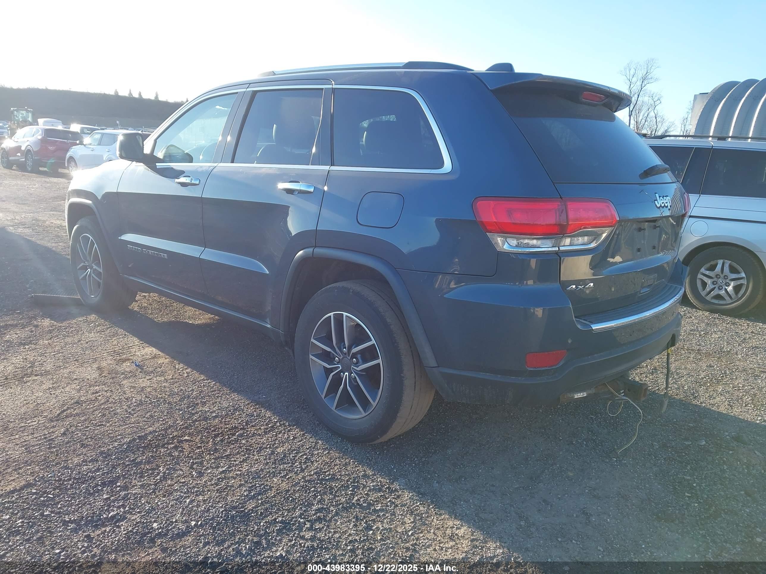 JEEP GRAND image 3