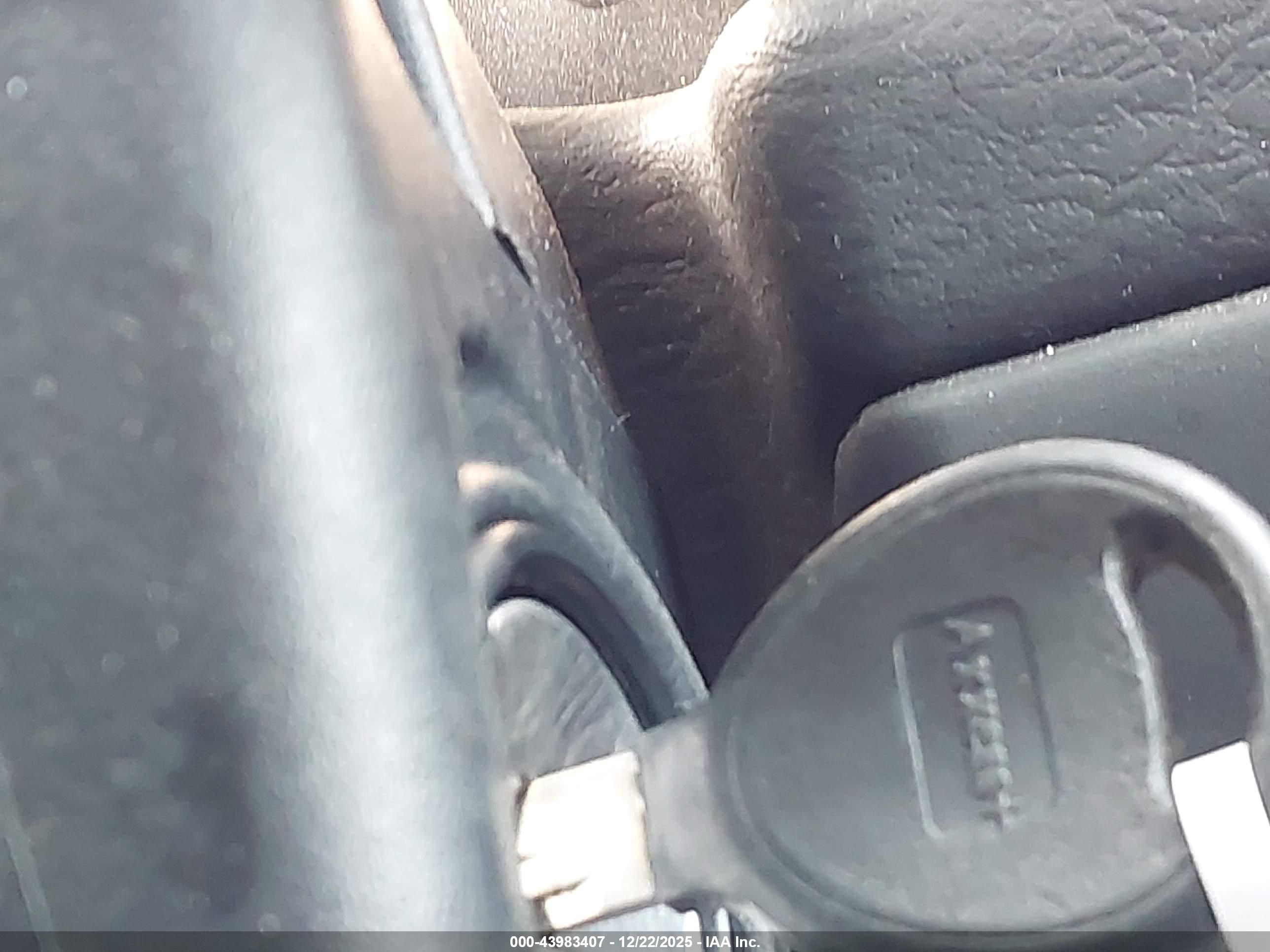 JEEP LIBERTY image 11