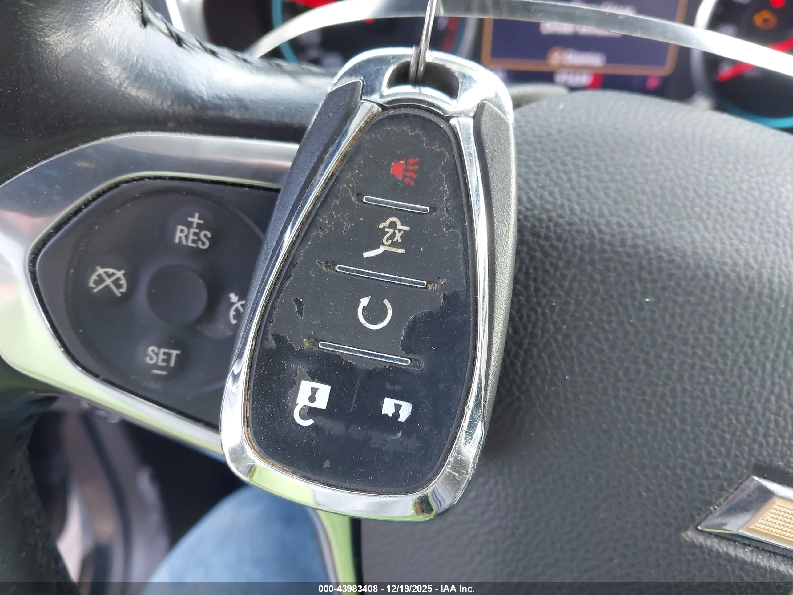 CHEVROLET TRAVERSE image 11