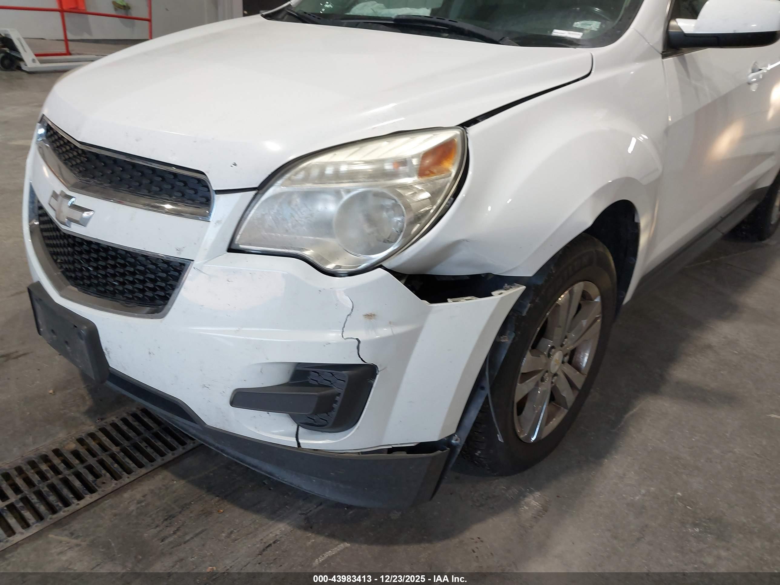 CHEVROLET EQUINOX image 6