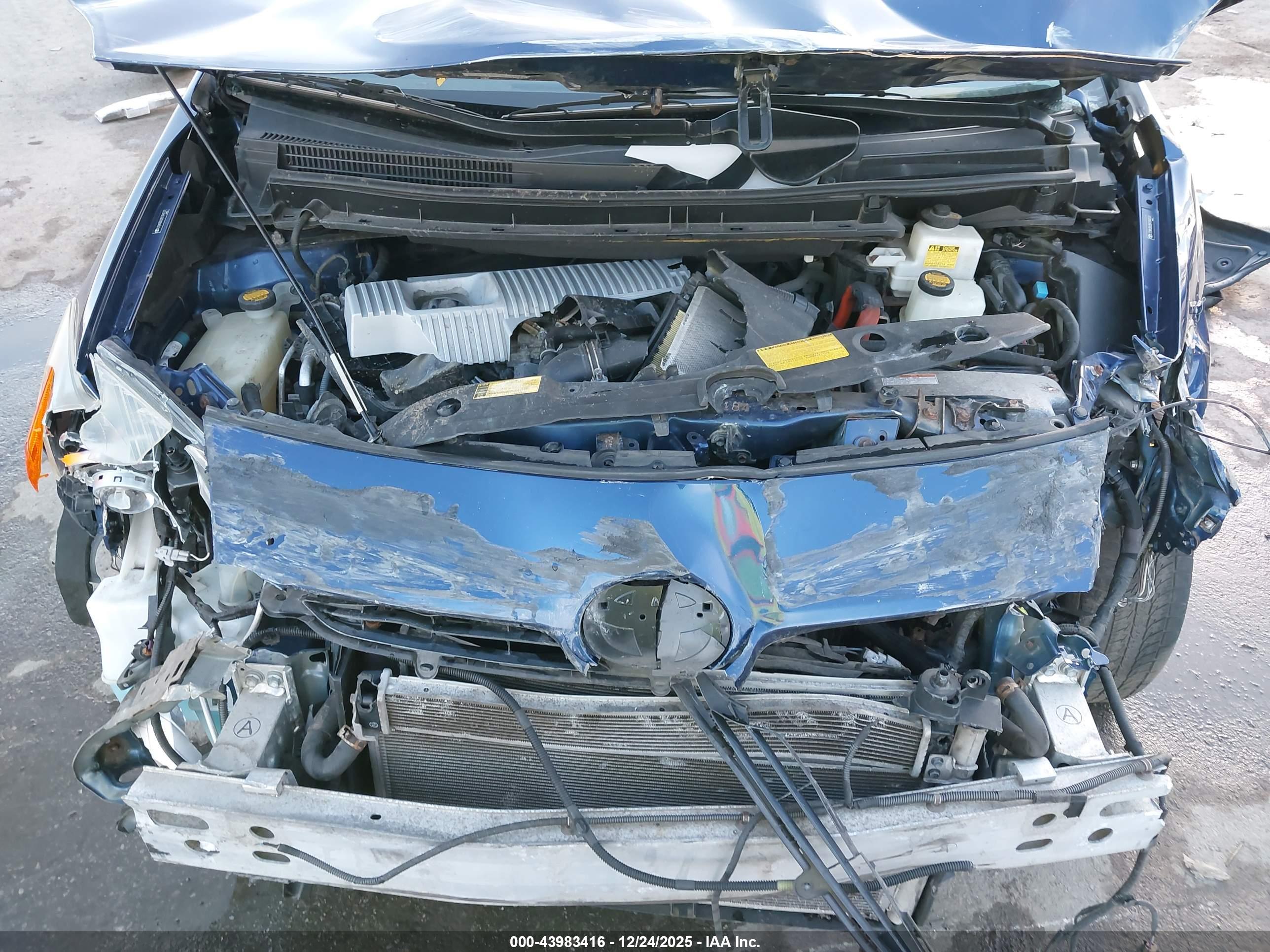 TOYOTA PRIUS image 10