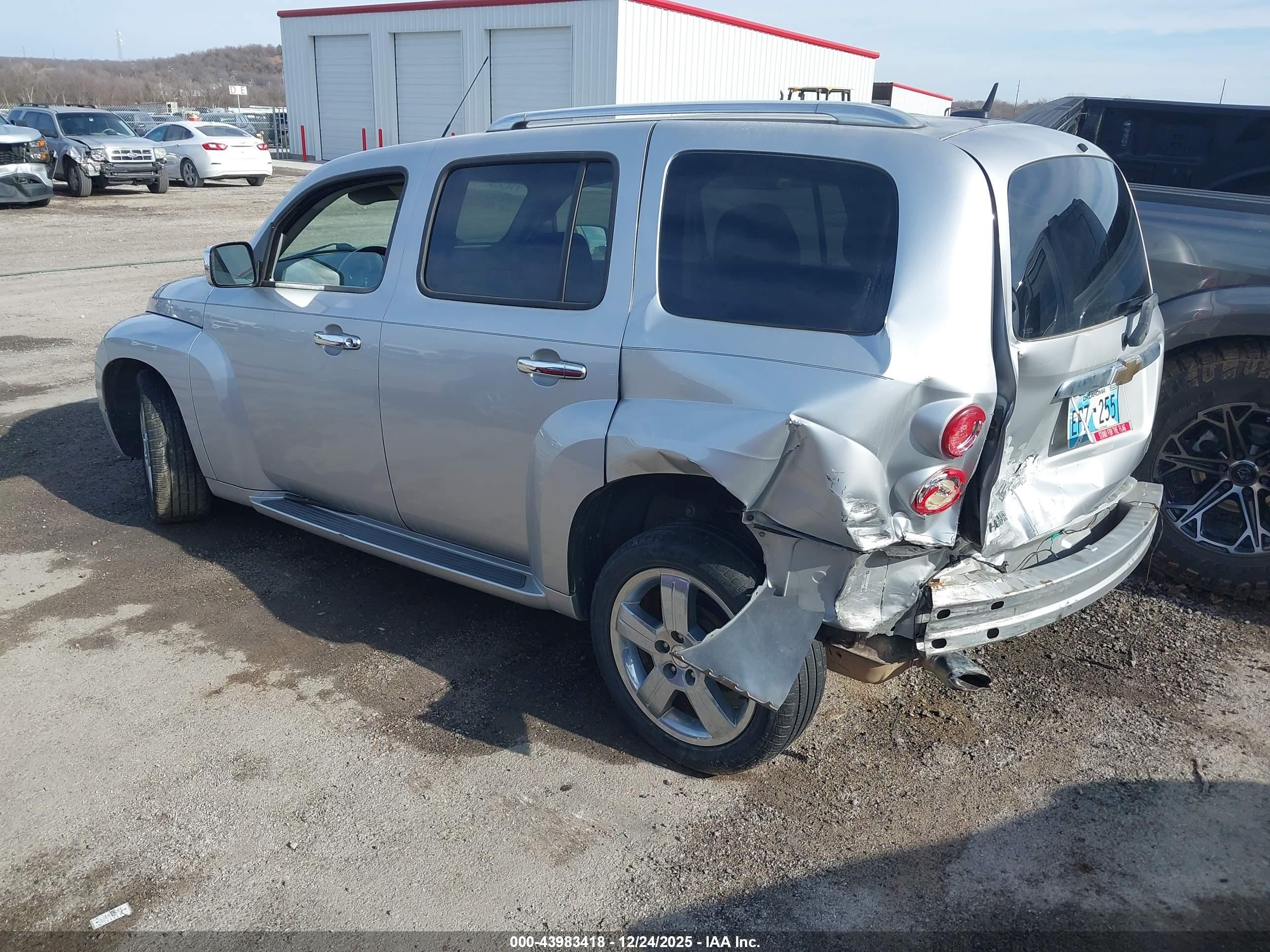 CHEVROLET HHR image 3