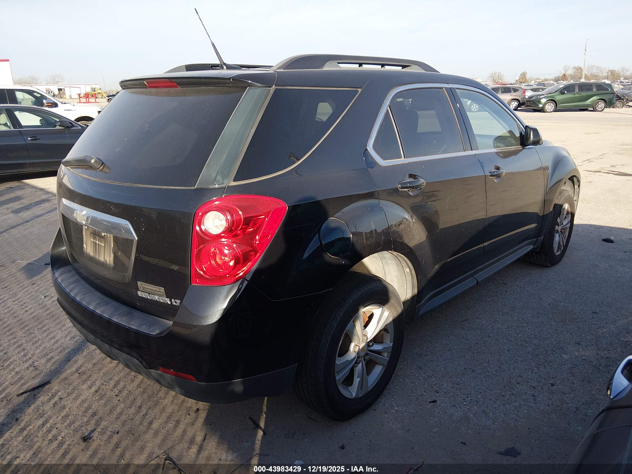 CHEVROLET EQUINOX image 4