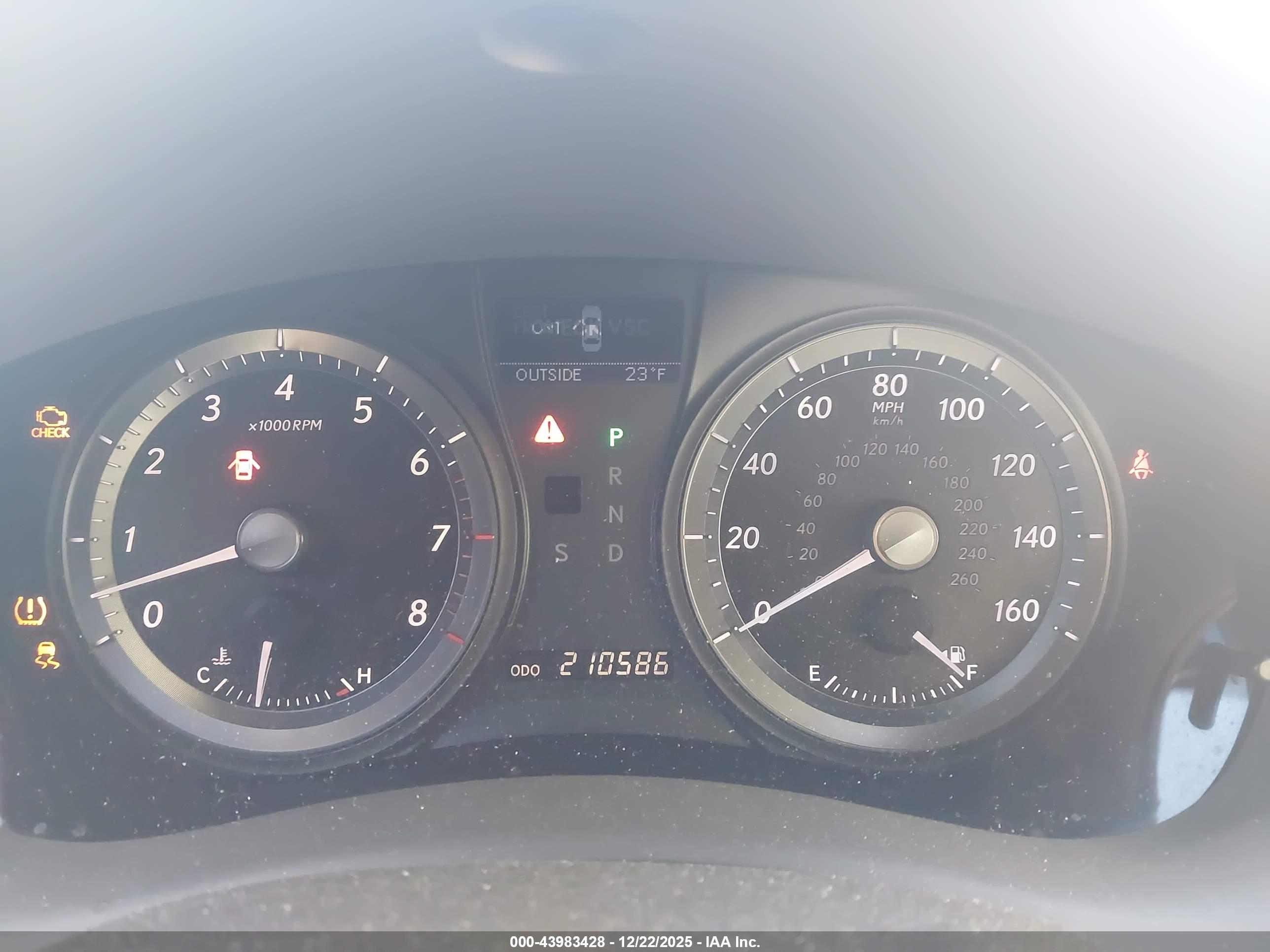 LEXUS ES image 7