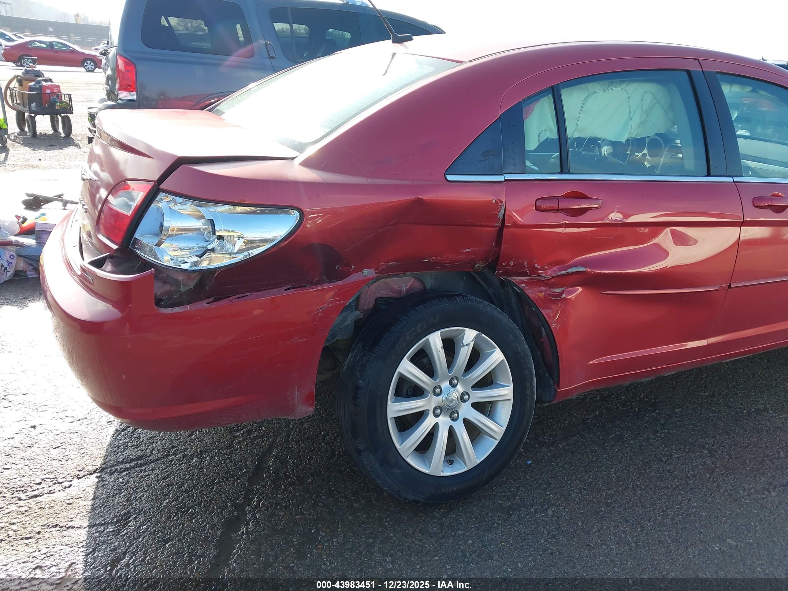 CHRYSLER SEBRING image 6
