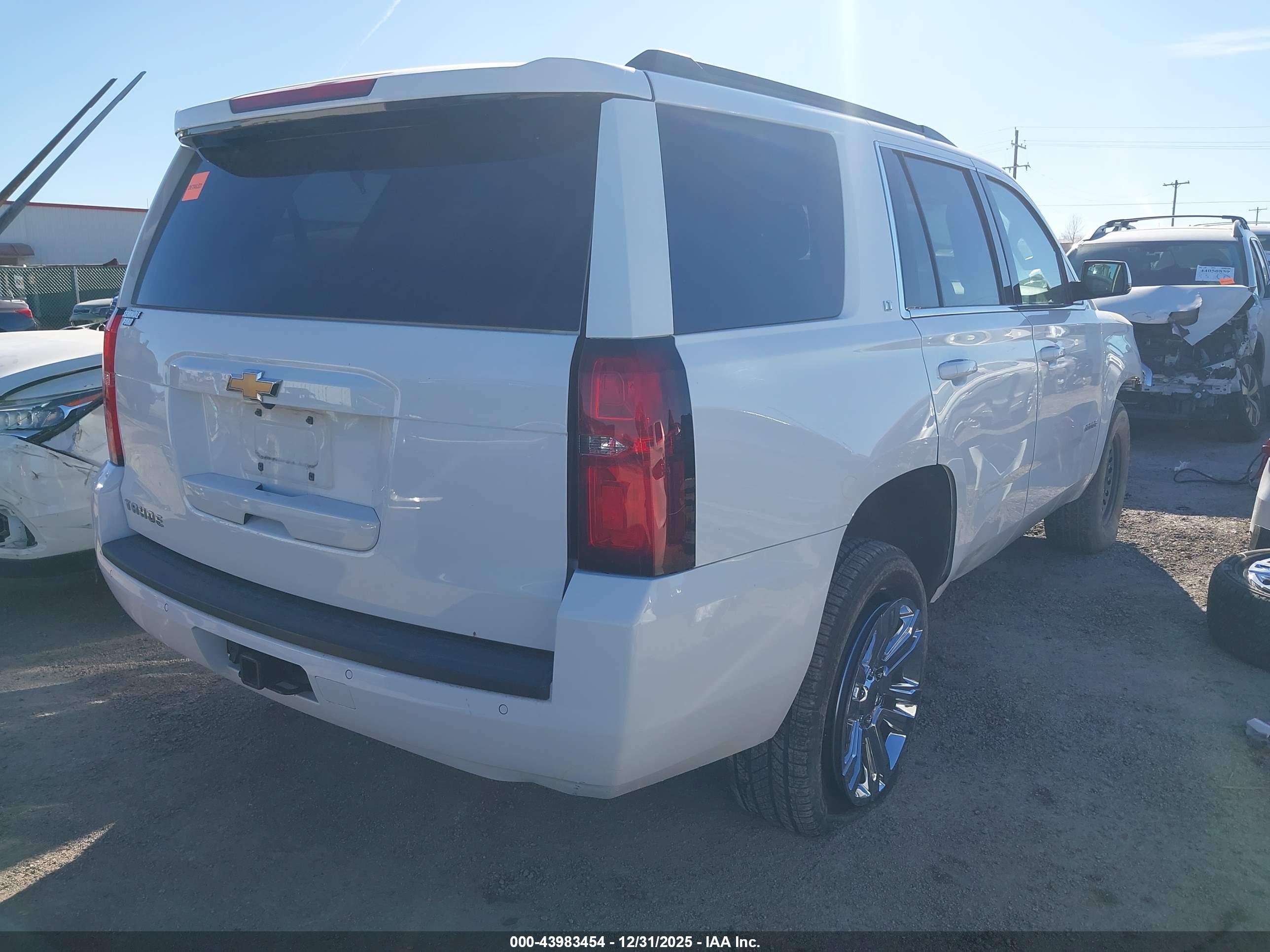 CHEVROLET TAHOE image 4