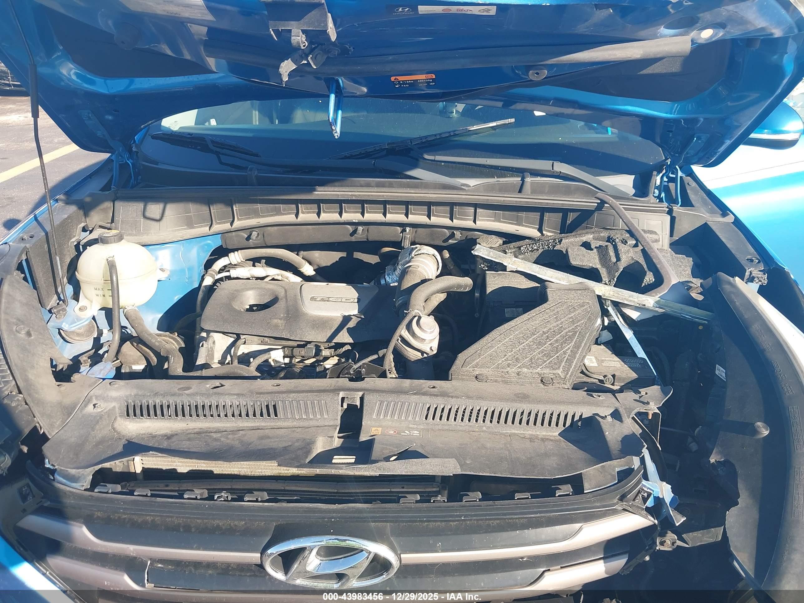 HYUNDAI TUCSON image 10