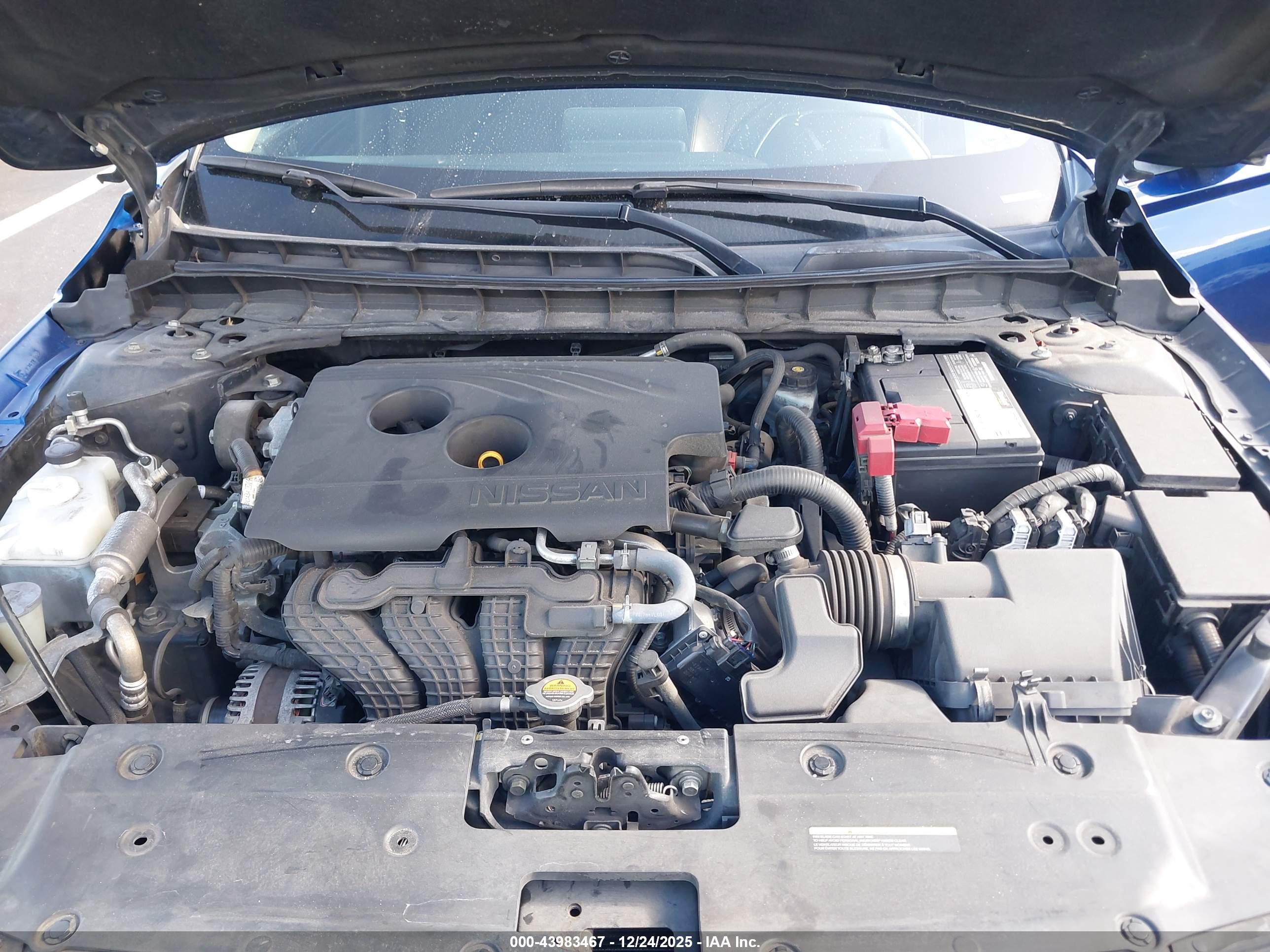 NISSAN ALTIMA image 10
