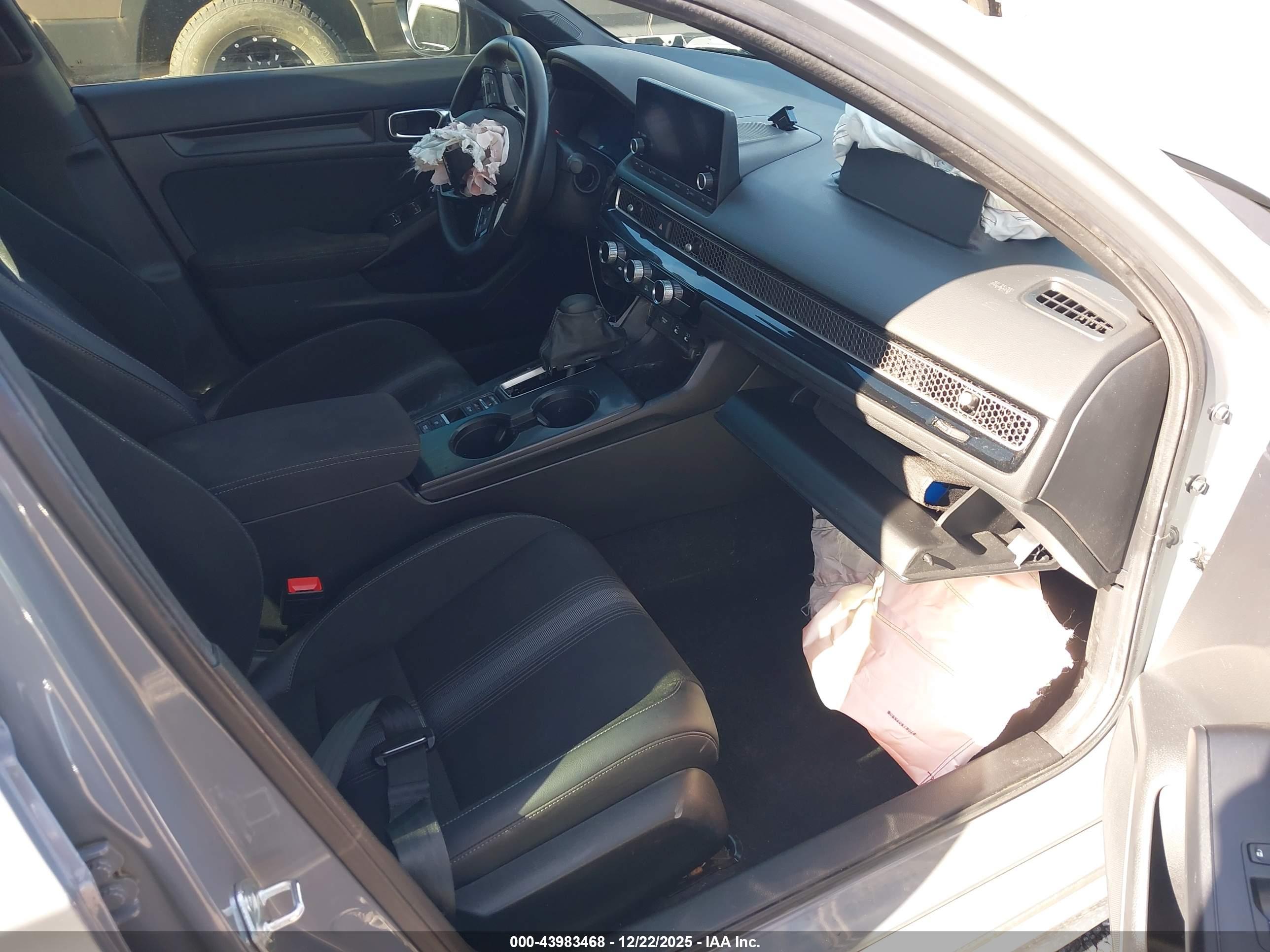 HONDA CIVIC image 5