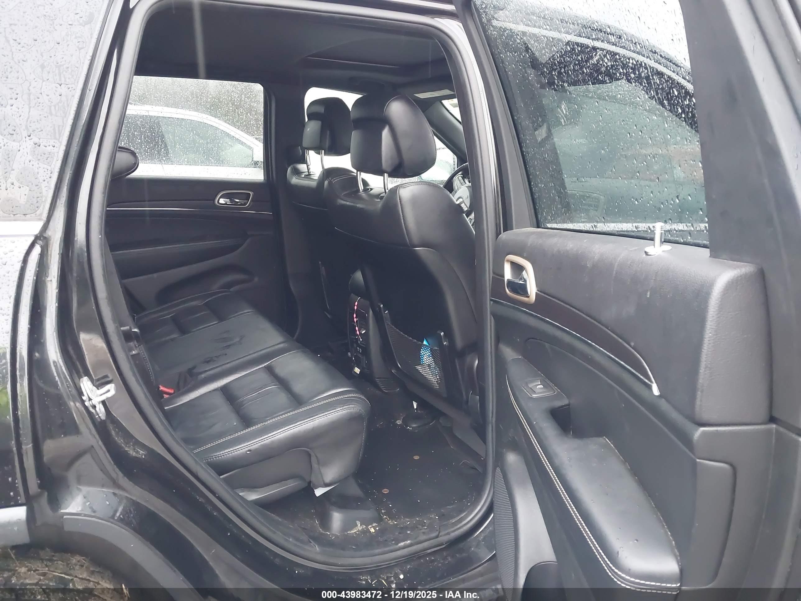 JEEP GRAND image 8