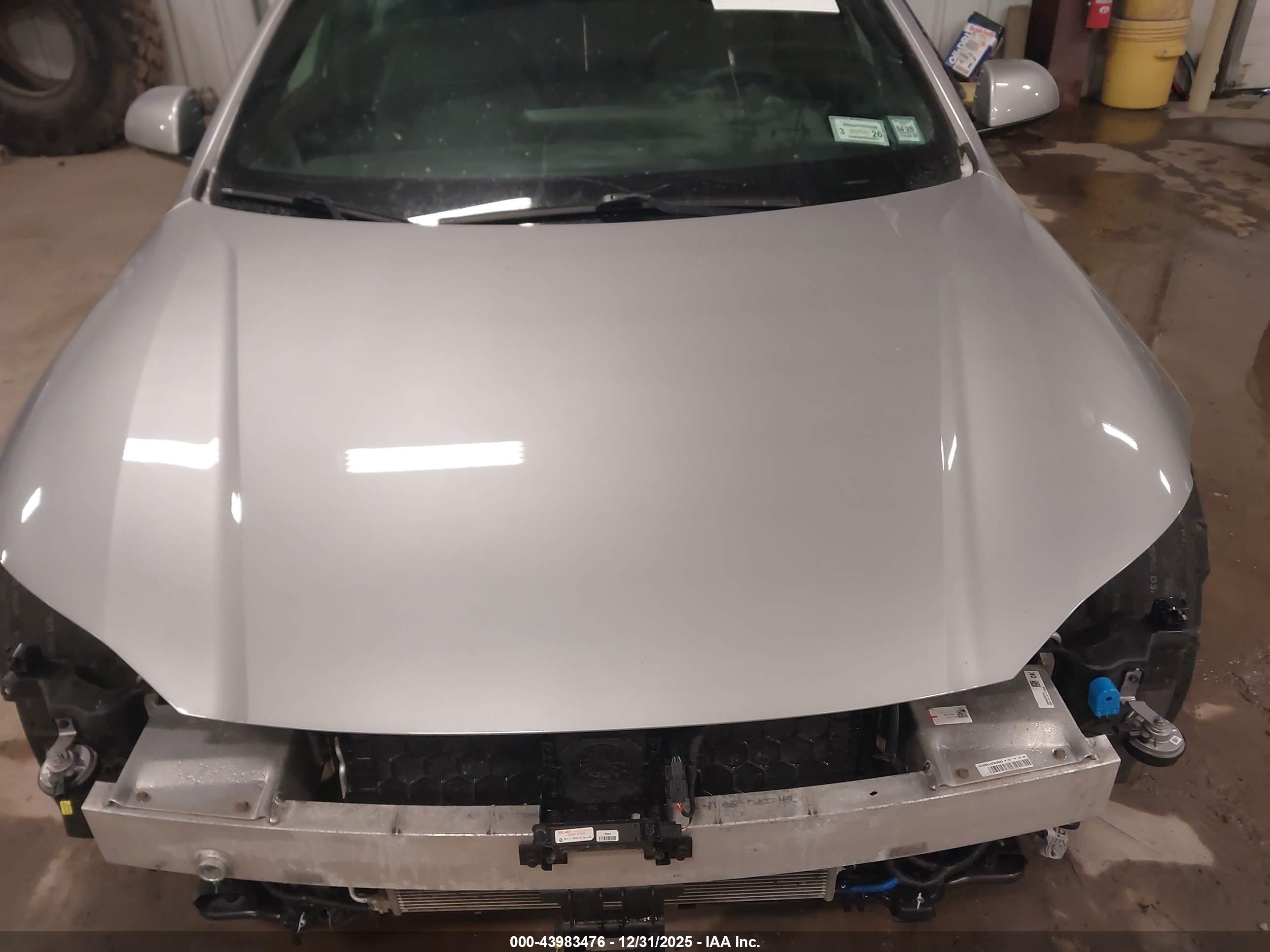 HYUNDAI IONIQ image 10