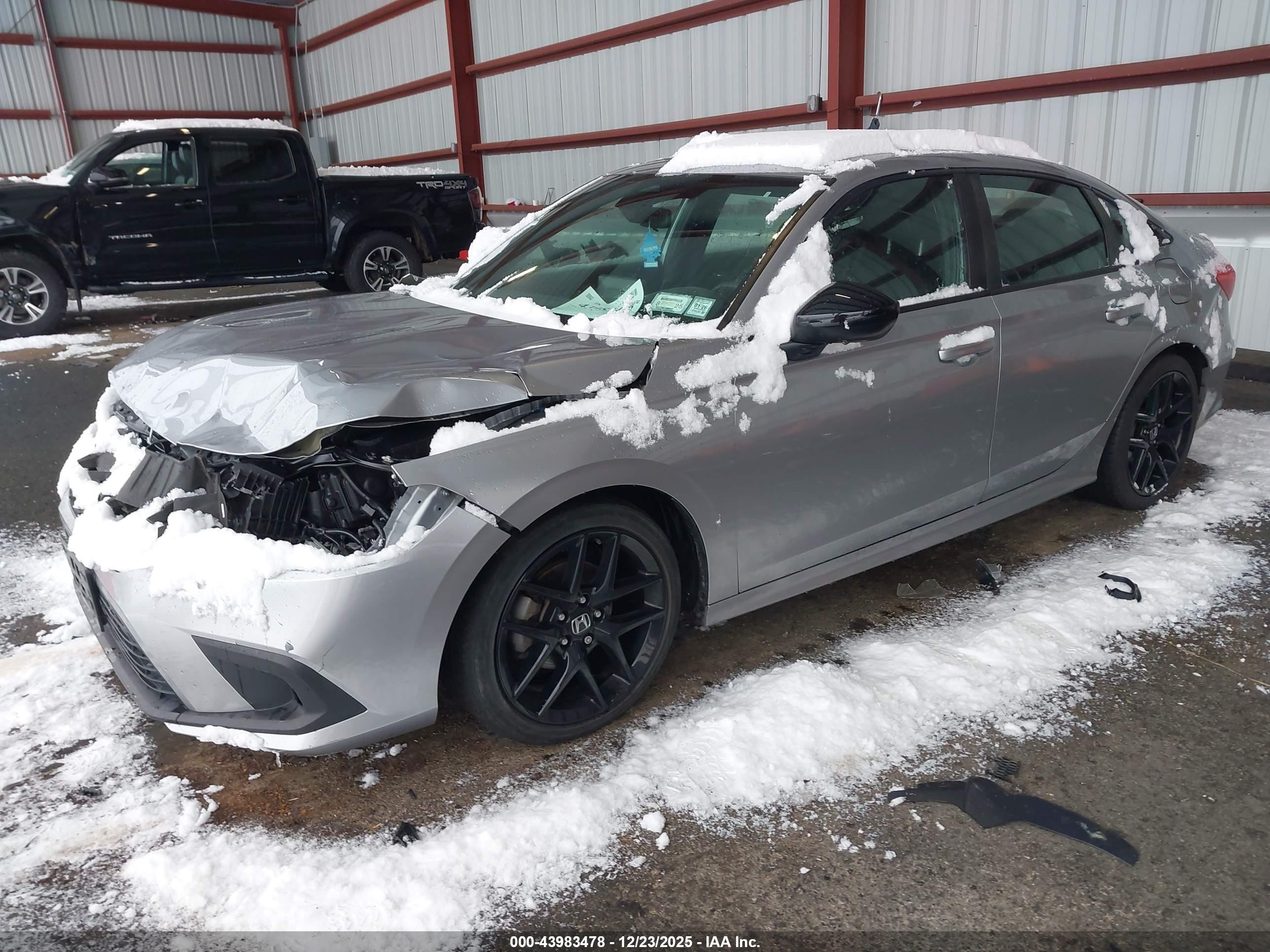 HONDA CIVIC image 2