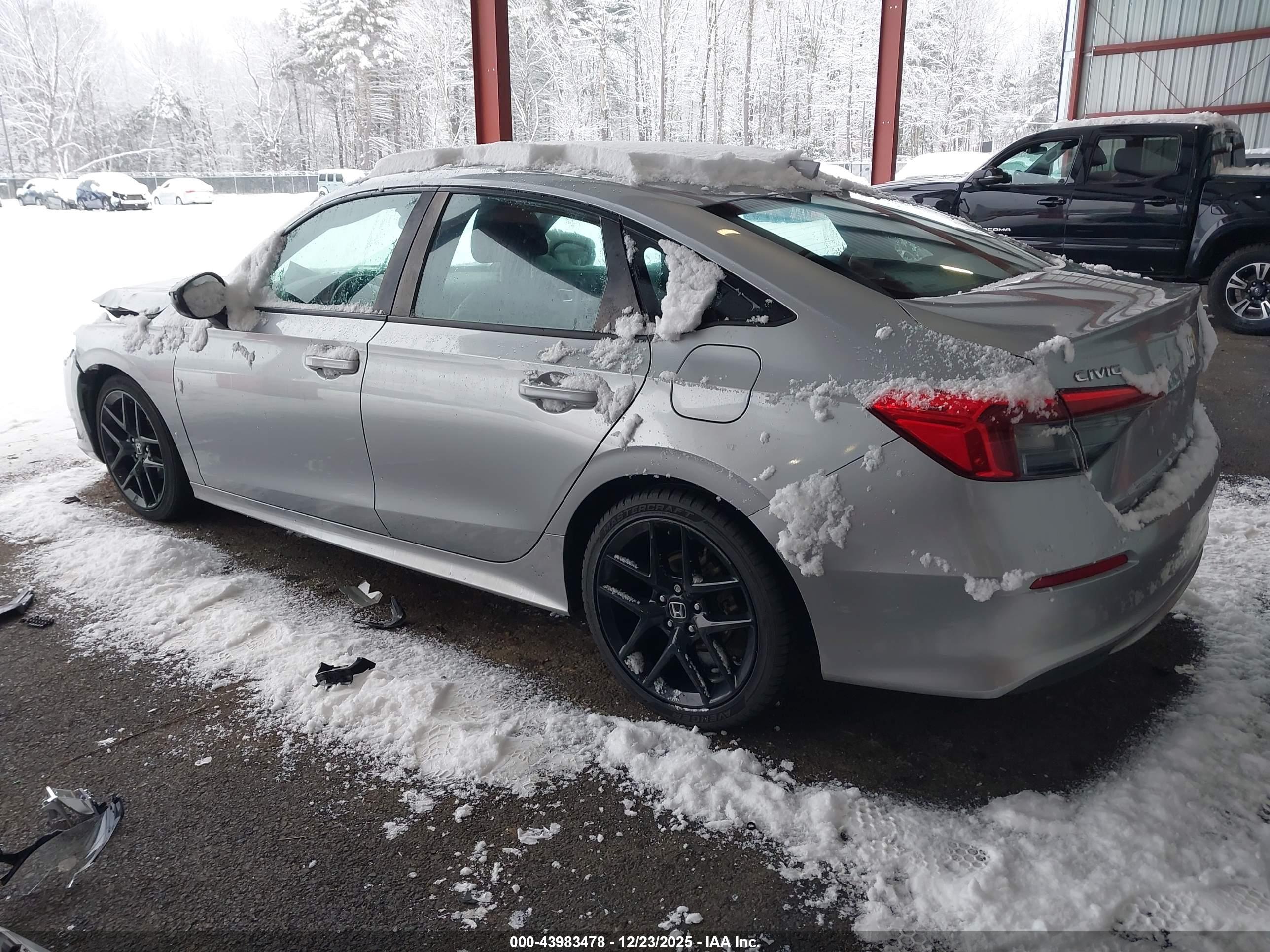 HONDA CIVIC image 3