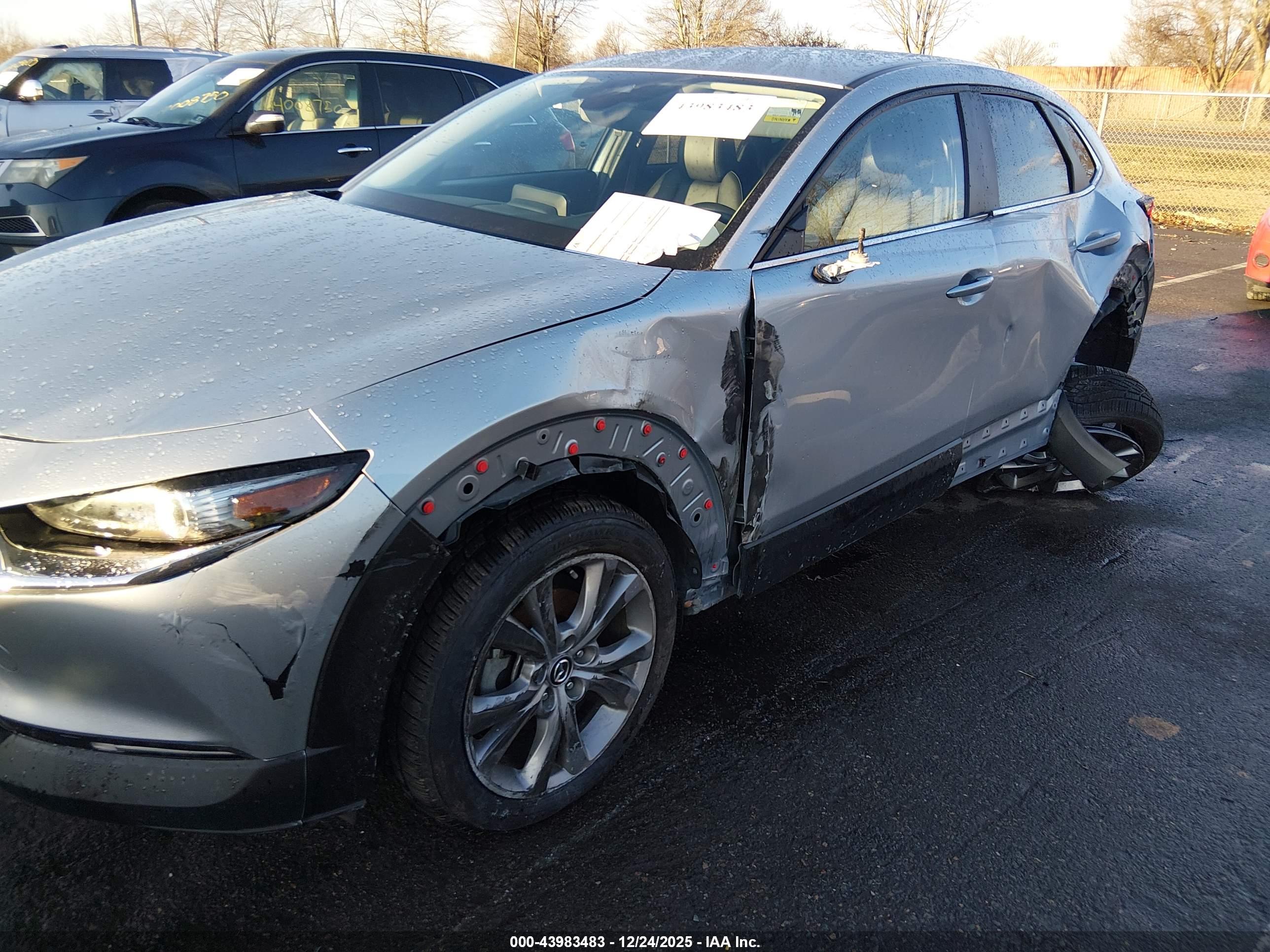 MAZDA CX-30 image 6