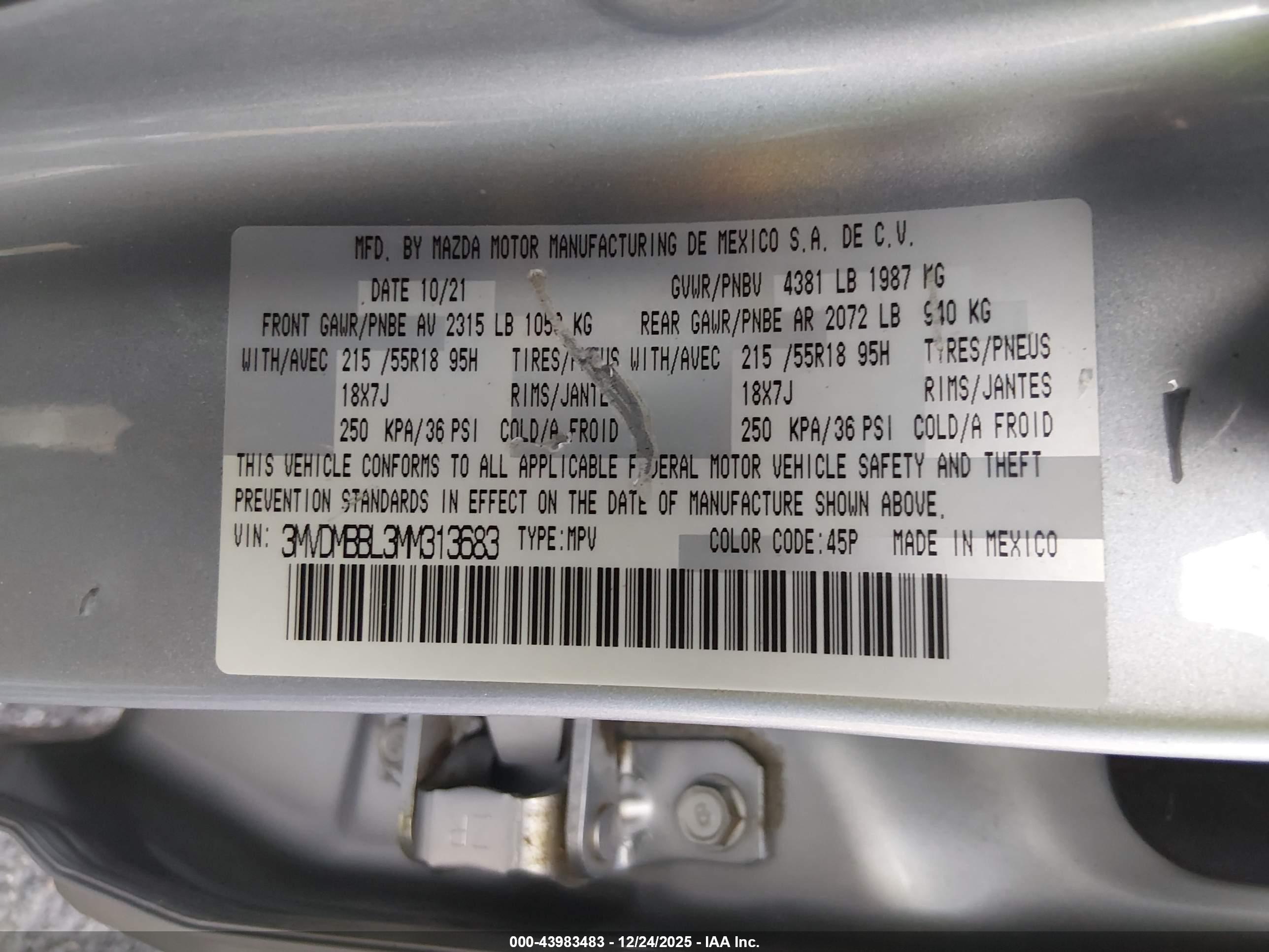 MAZDA CX-30 image 9