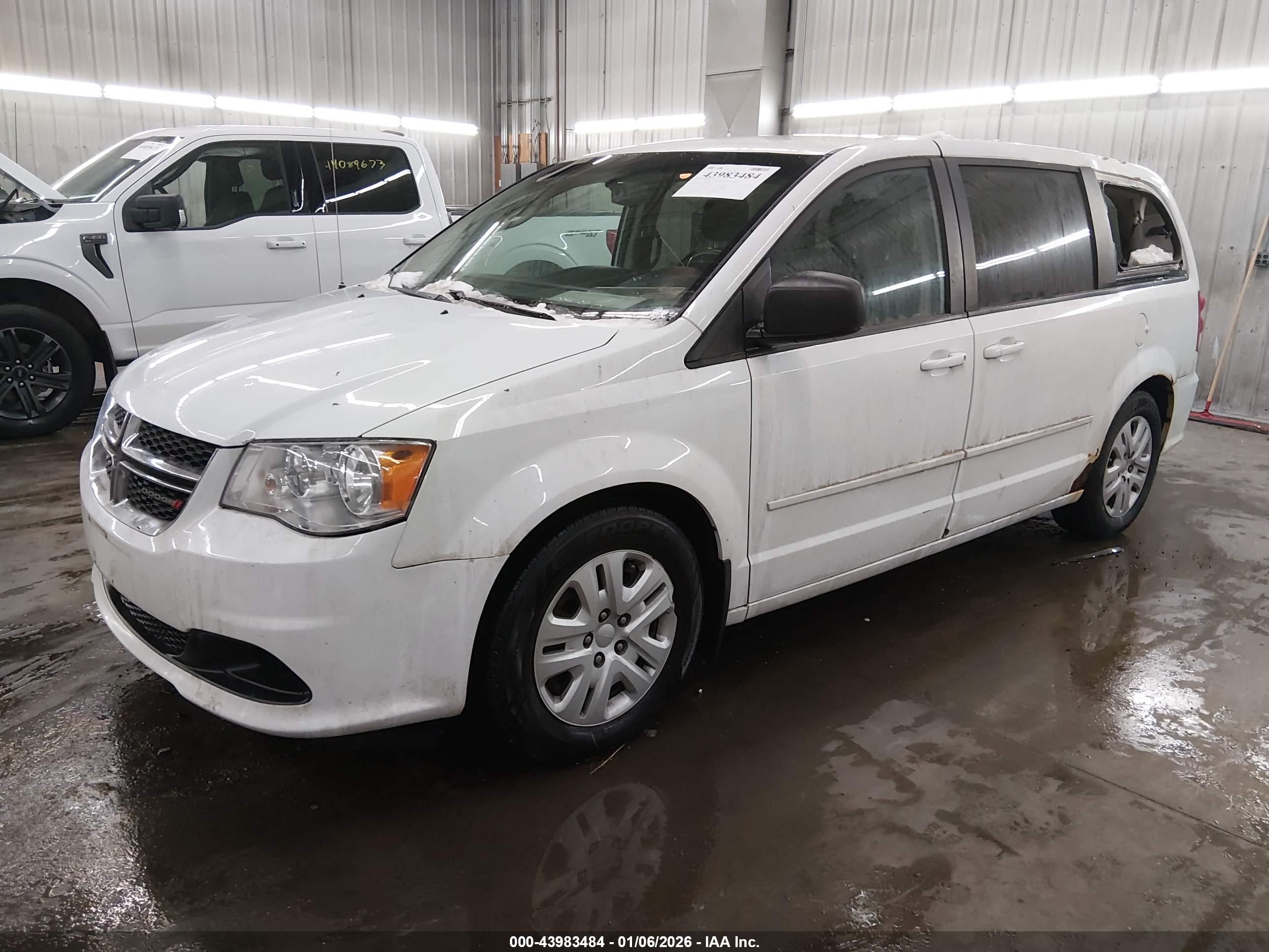 DODGE GRAND image 2