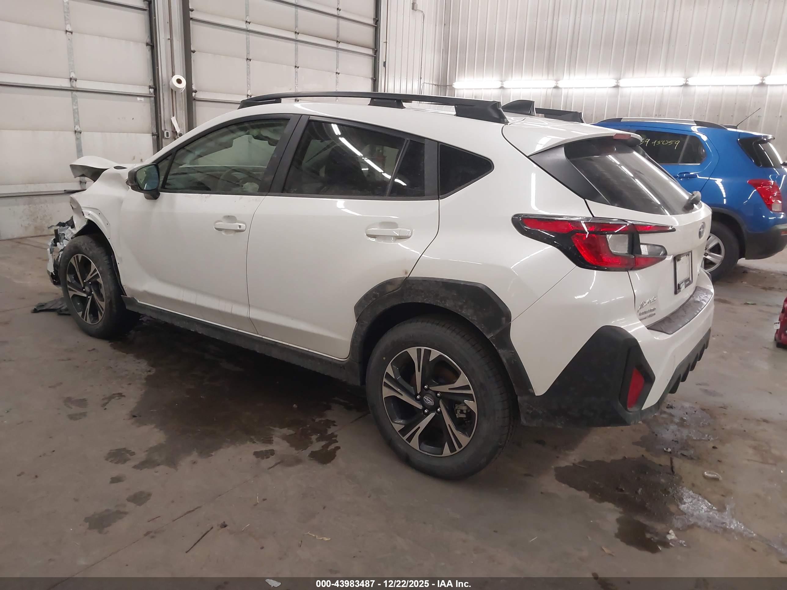 SUBARU CROSSTREK image 3