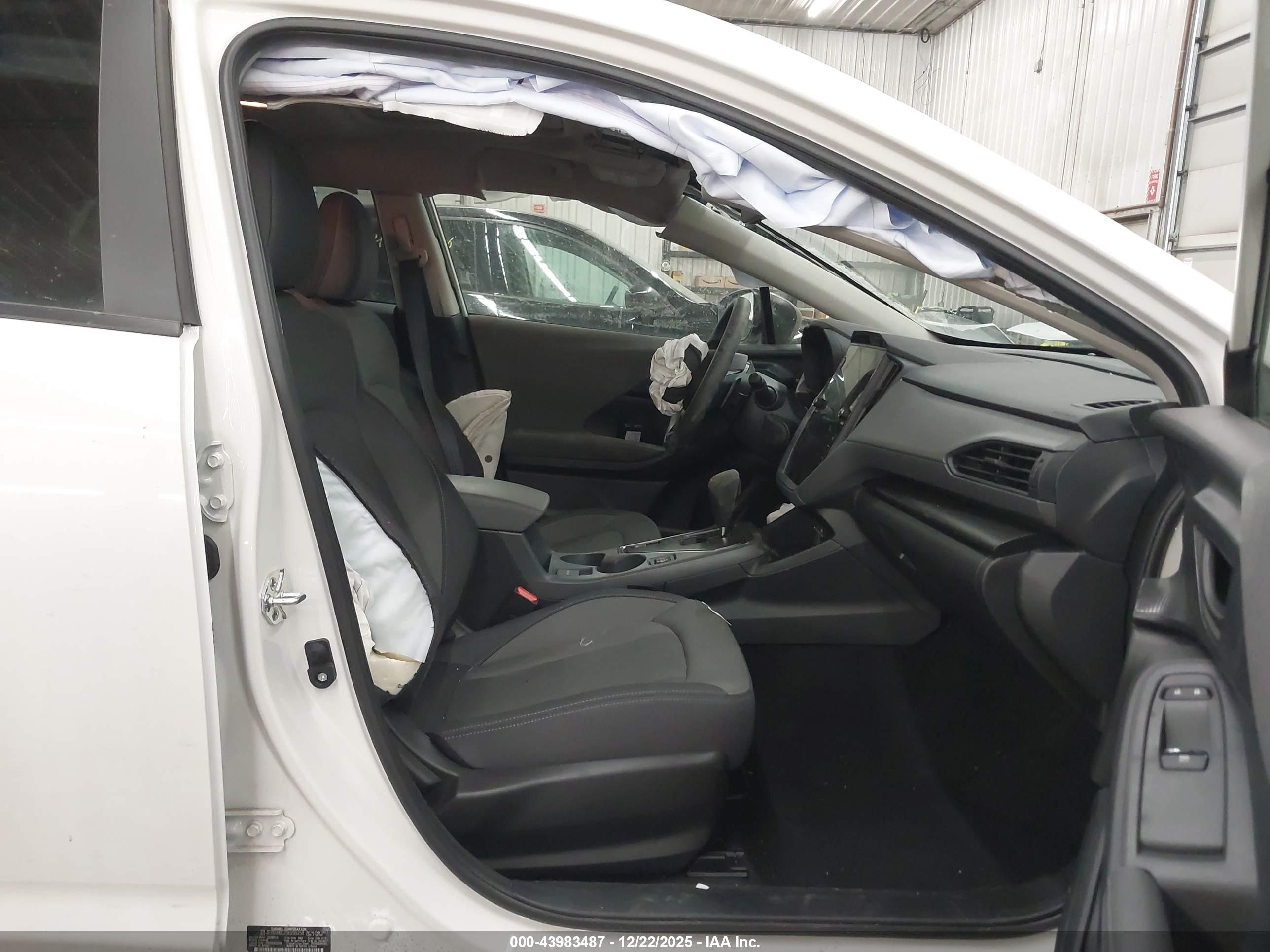 SUBARU CROSSTREK image 5