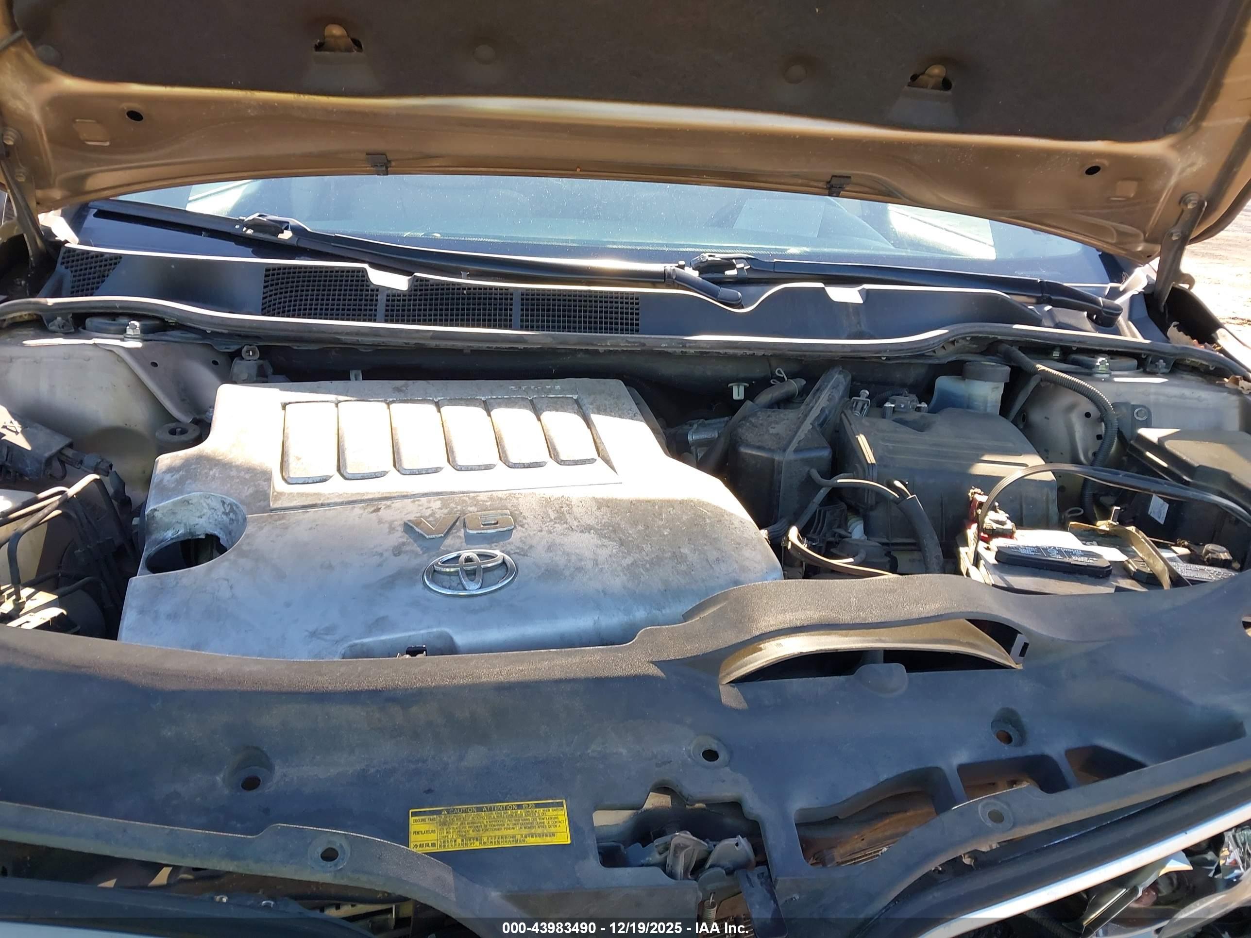 TOYOTA VENZA image 10