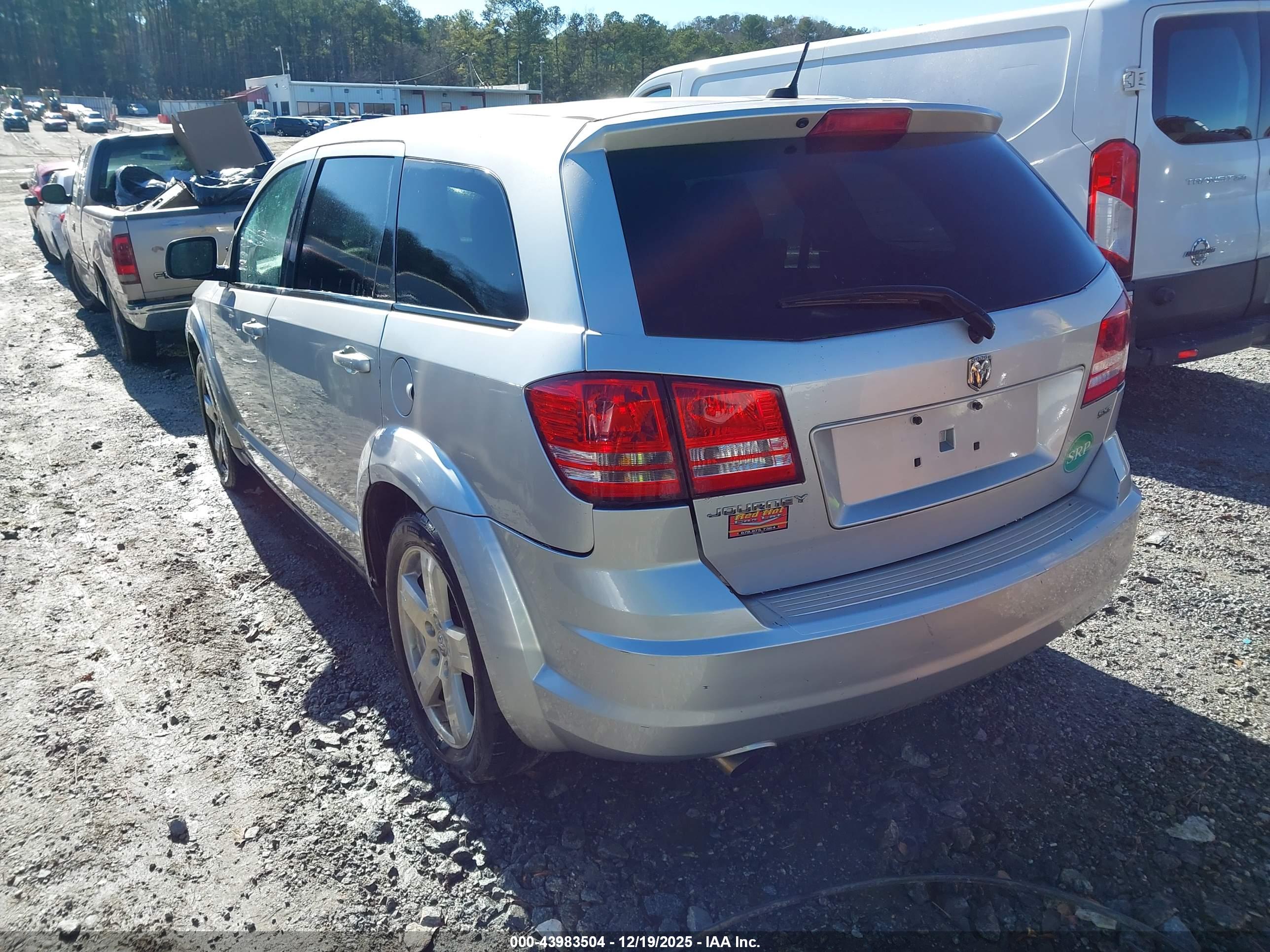 DODGE JOURNEY image 3