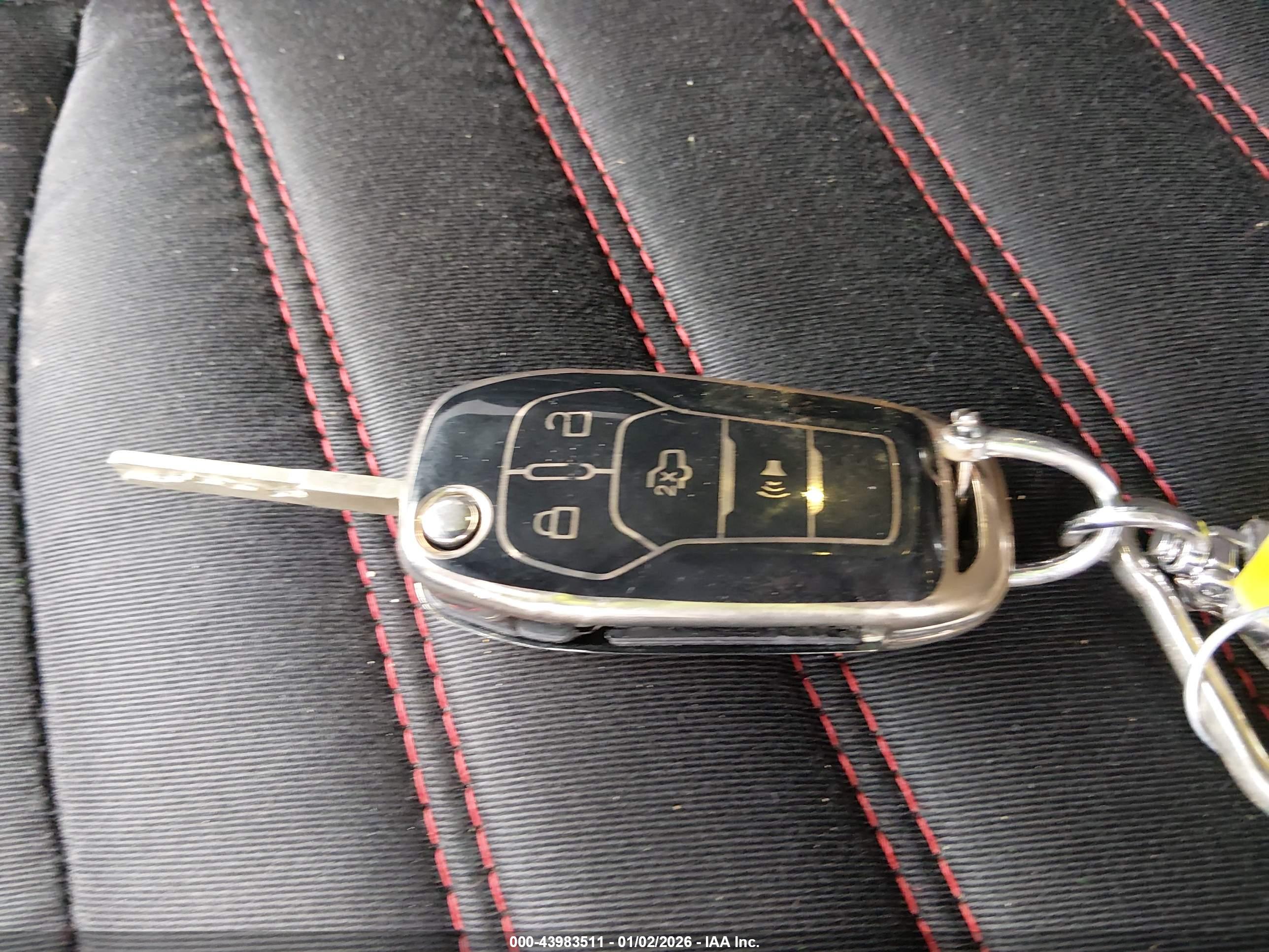 FORD FUSION image 11