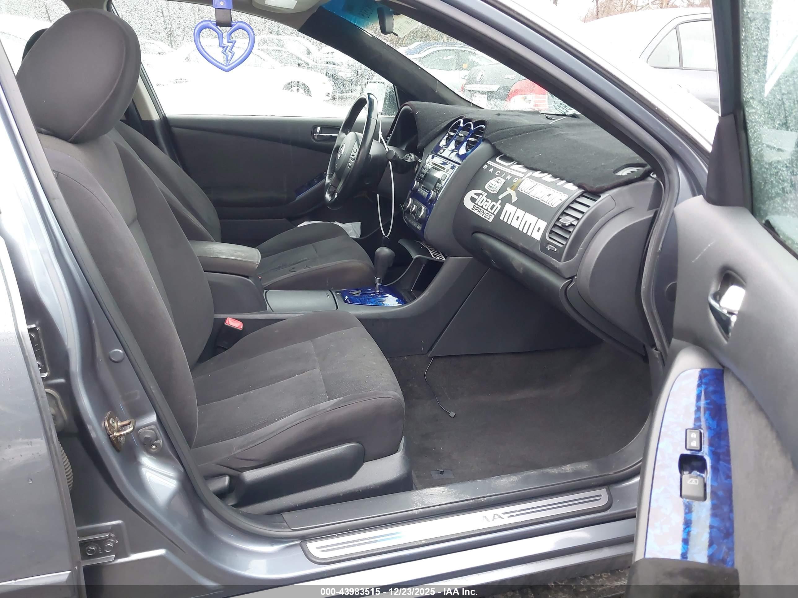 NISSAN ALTIMA image 5