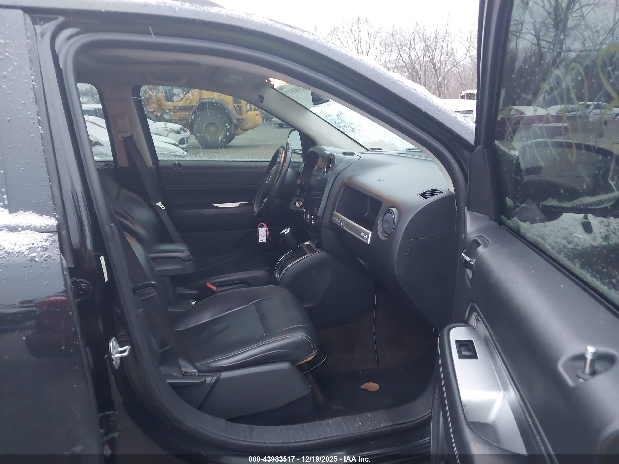 JEEP COMPASS image 5