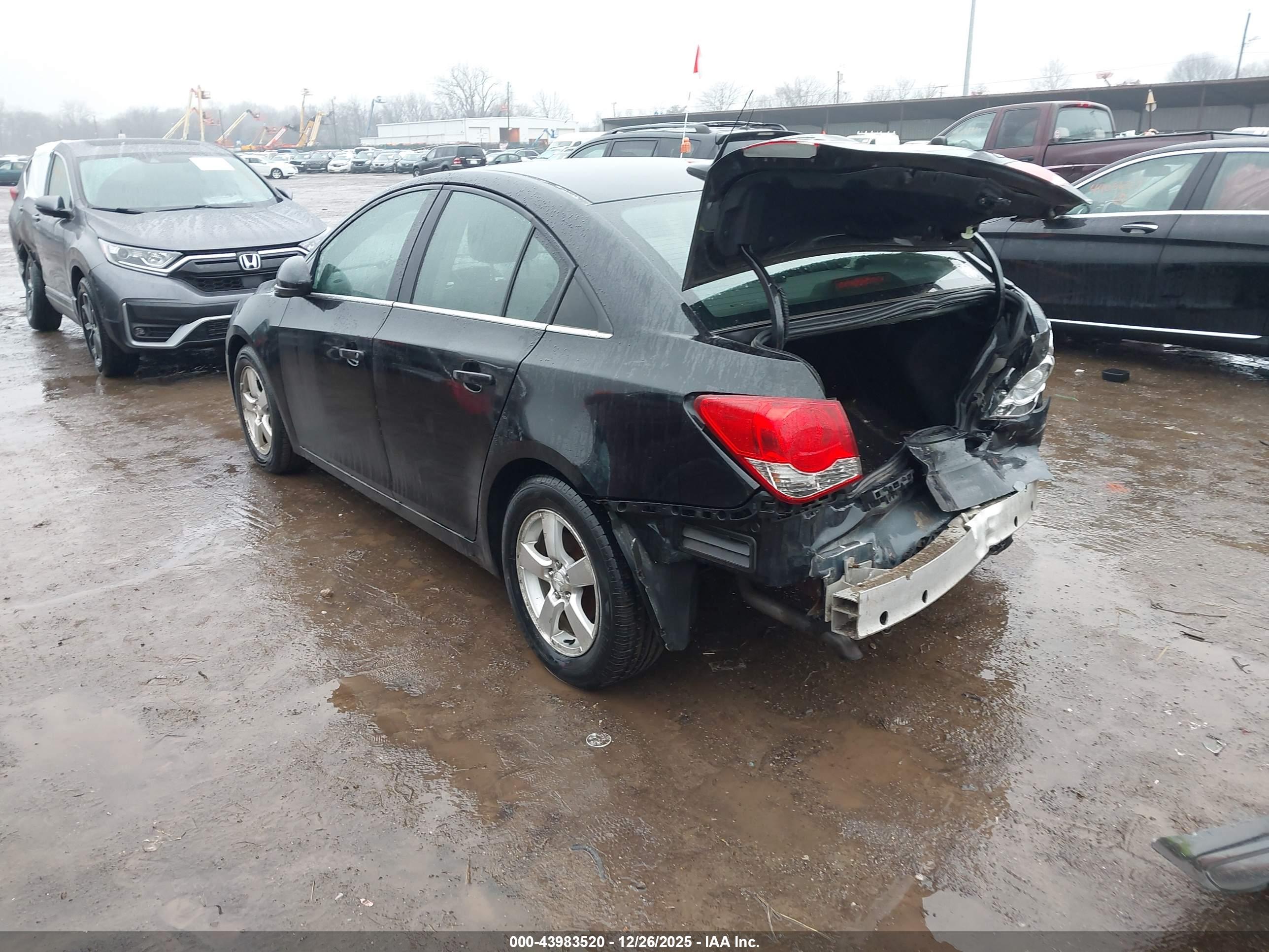 CHEVROLET CRUZE image 3