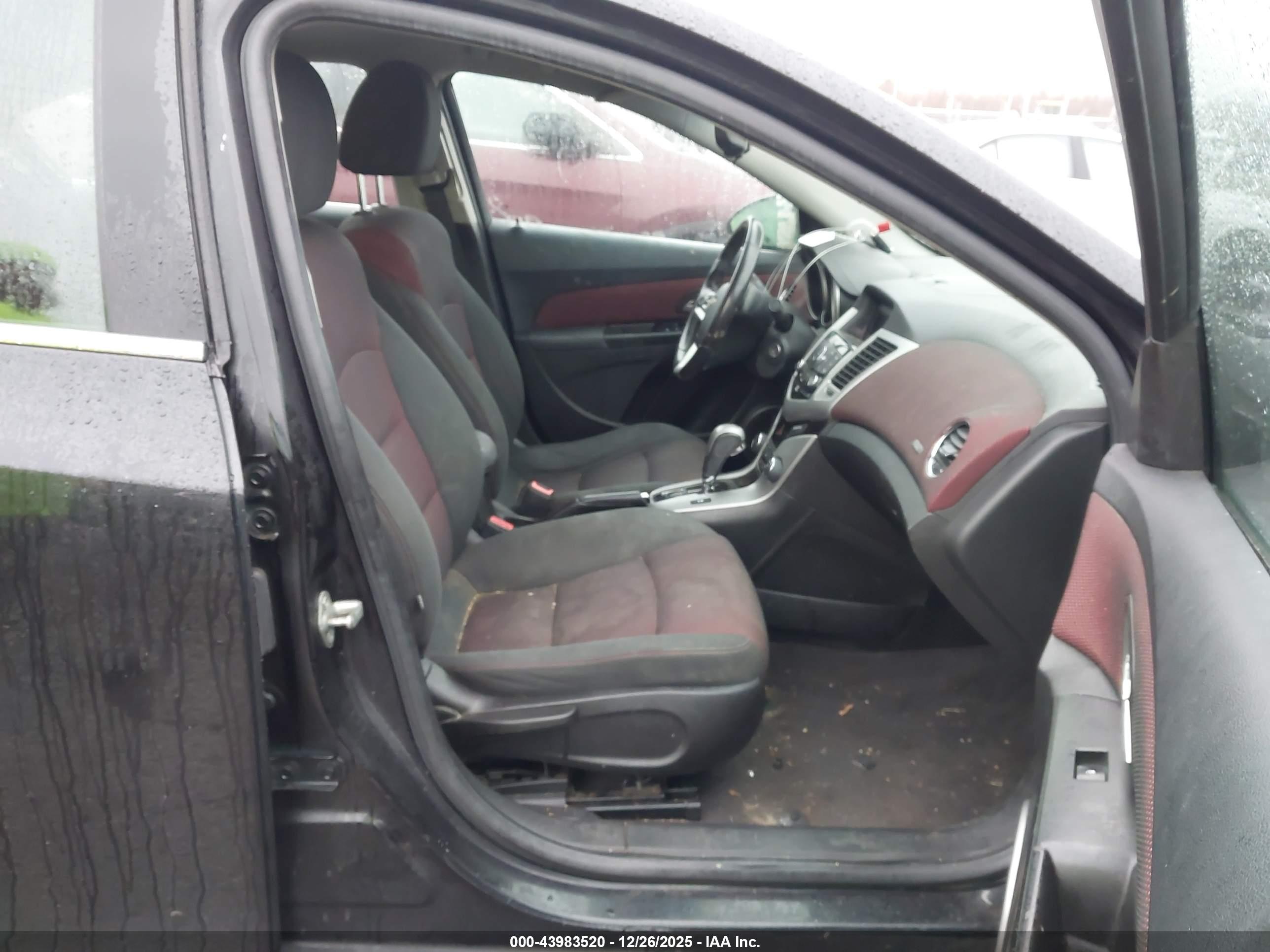 CHEVROLET CRUZE image 5