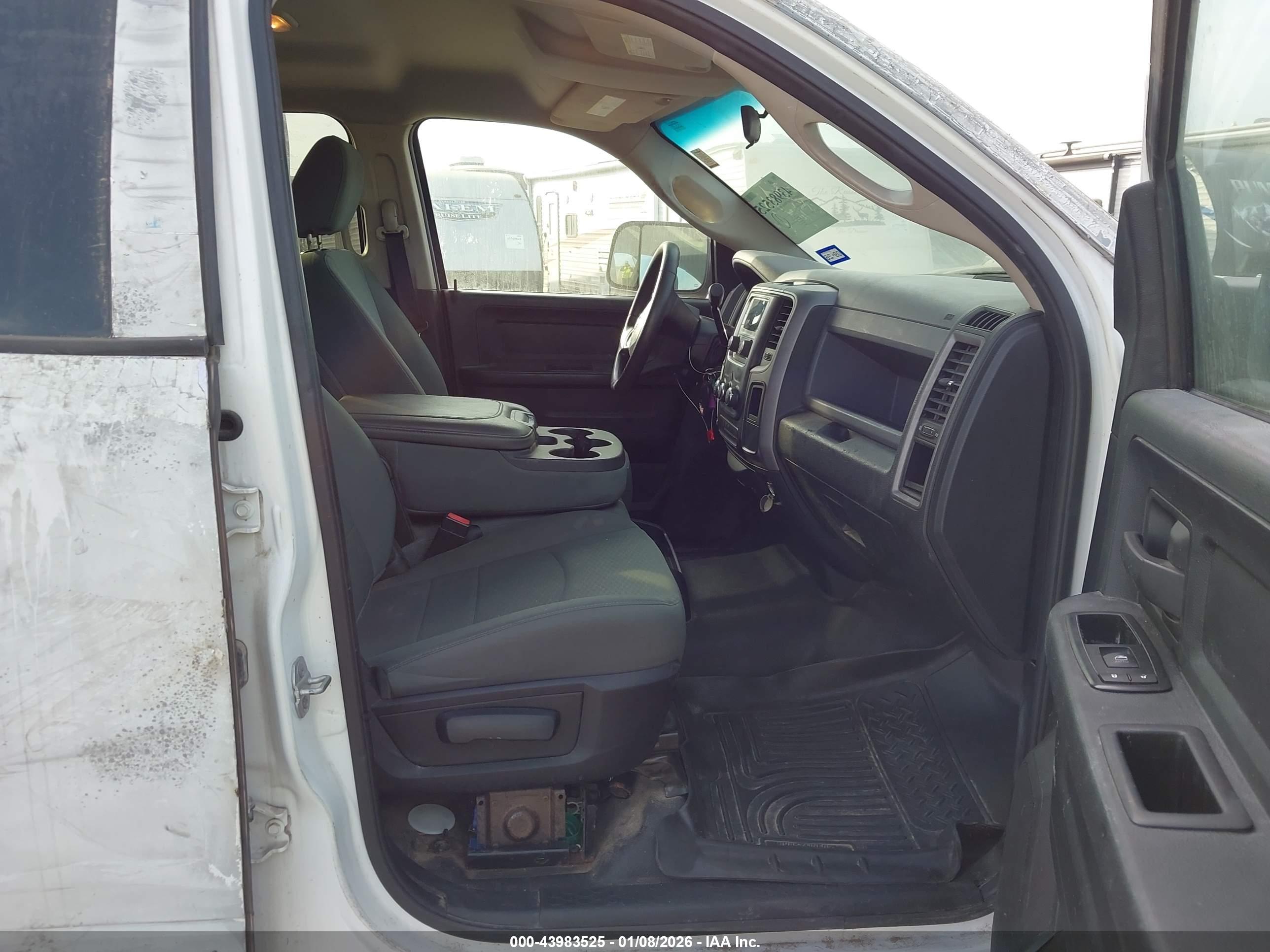 RAM 2500 image 5