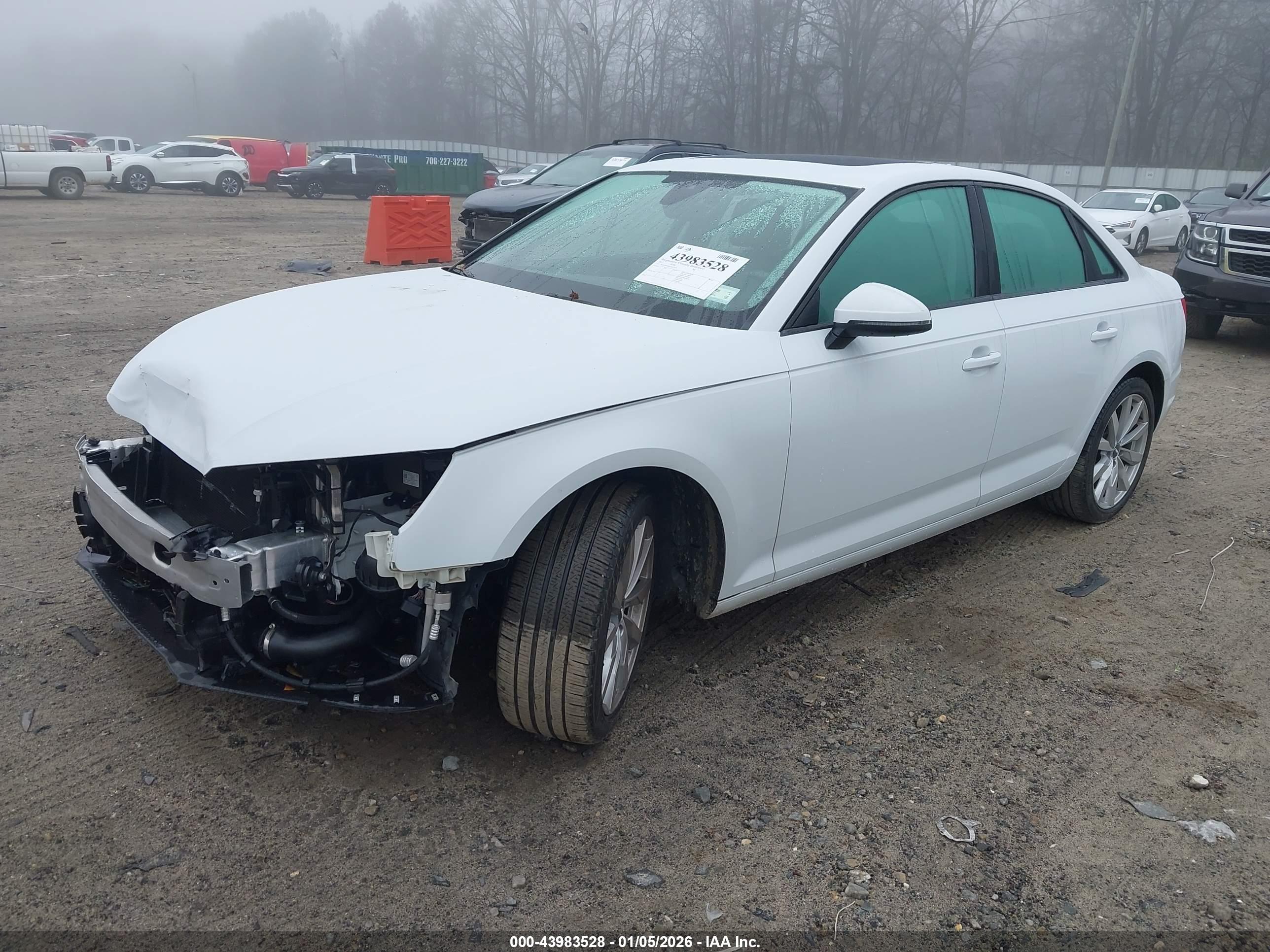 AUDI A4 image 2