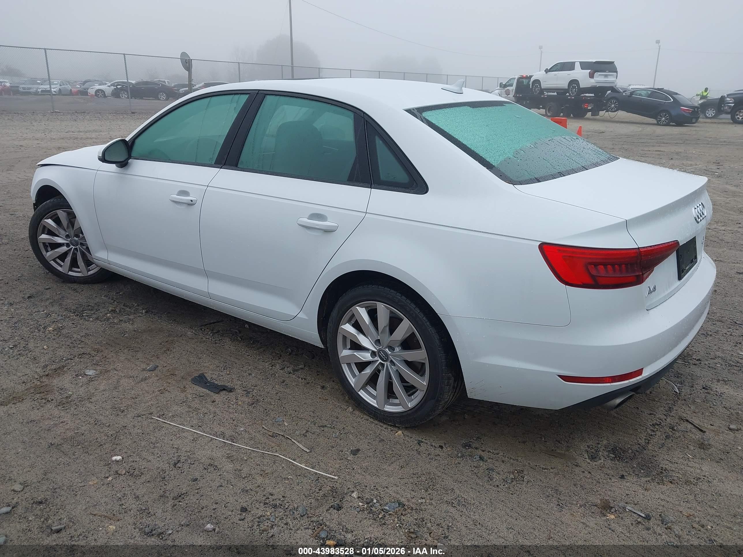 AUDI A4 image 3