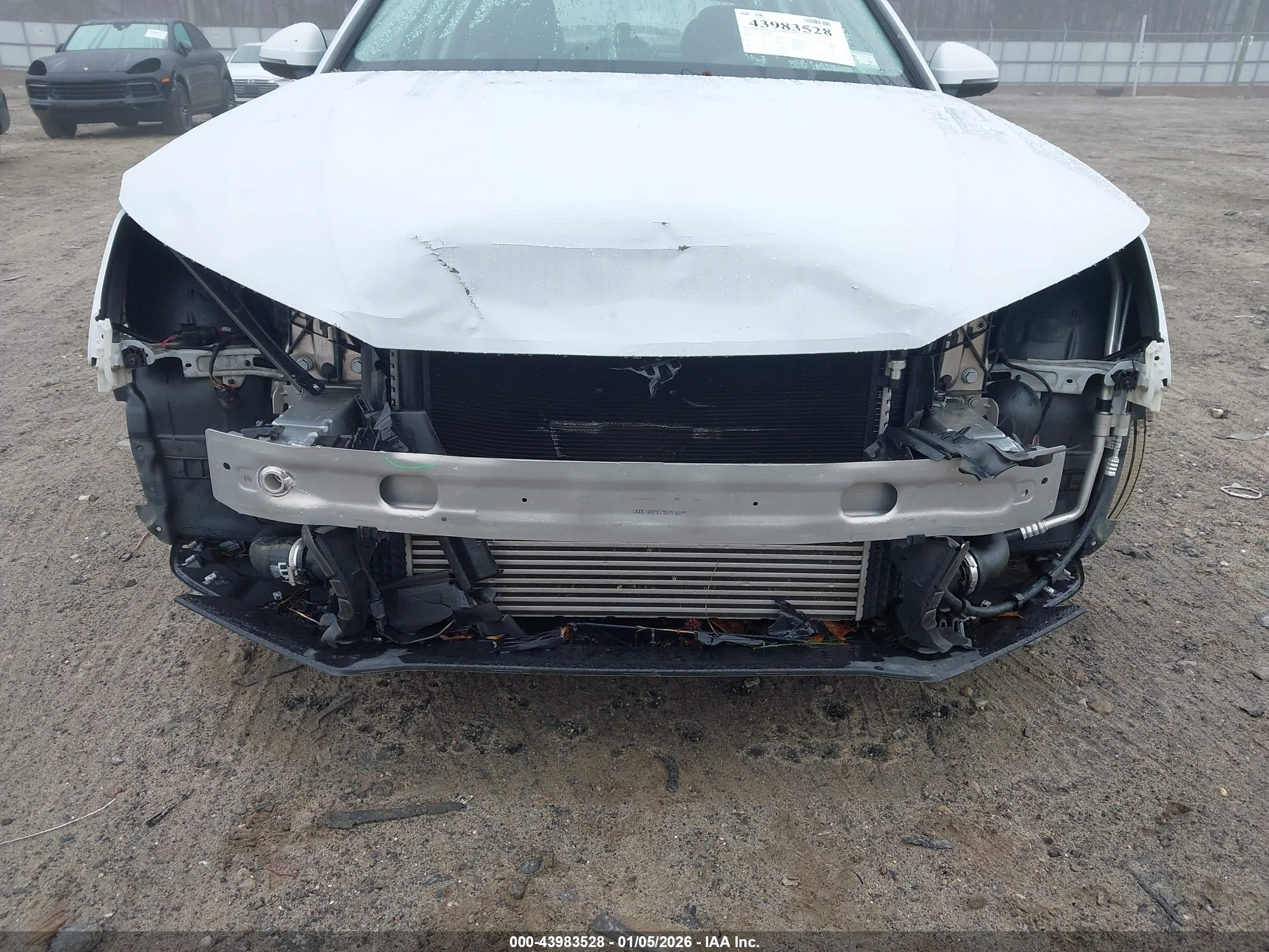 AUDI A4 image 6