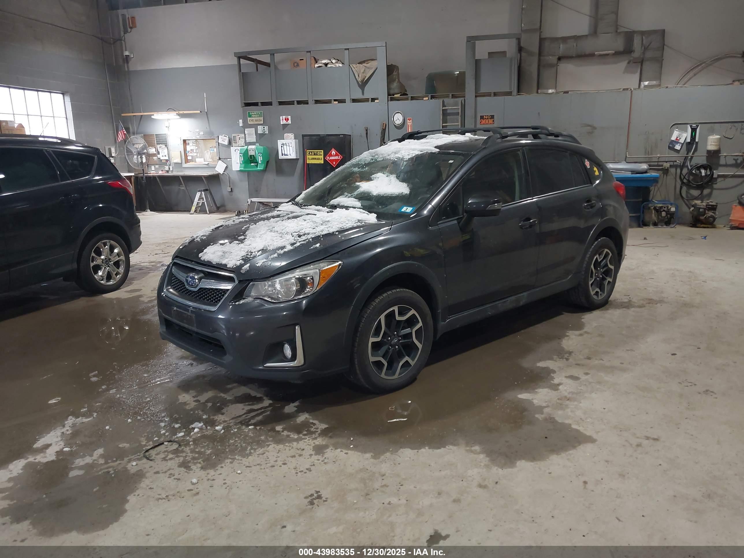 SUBARU CROSSTREK image 2