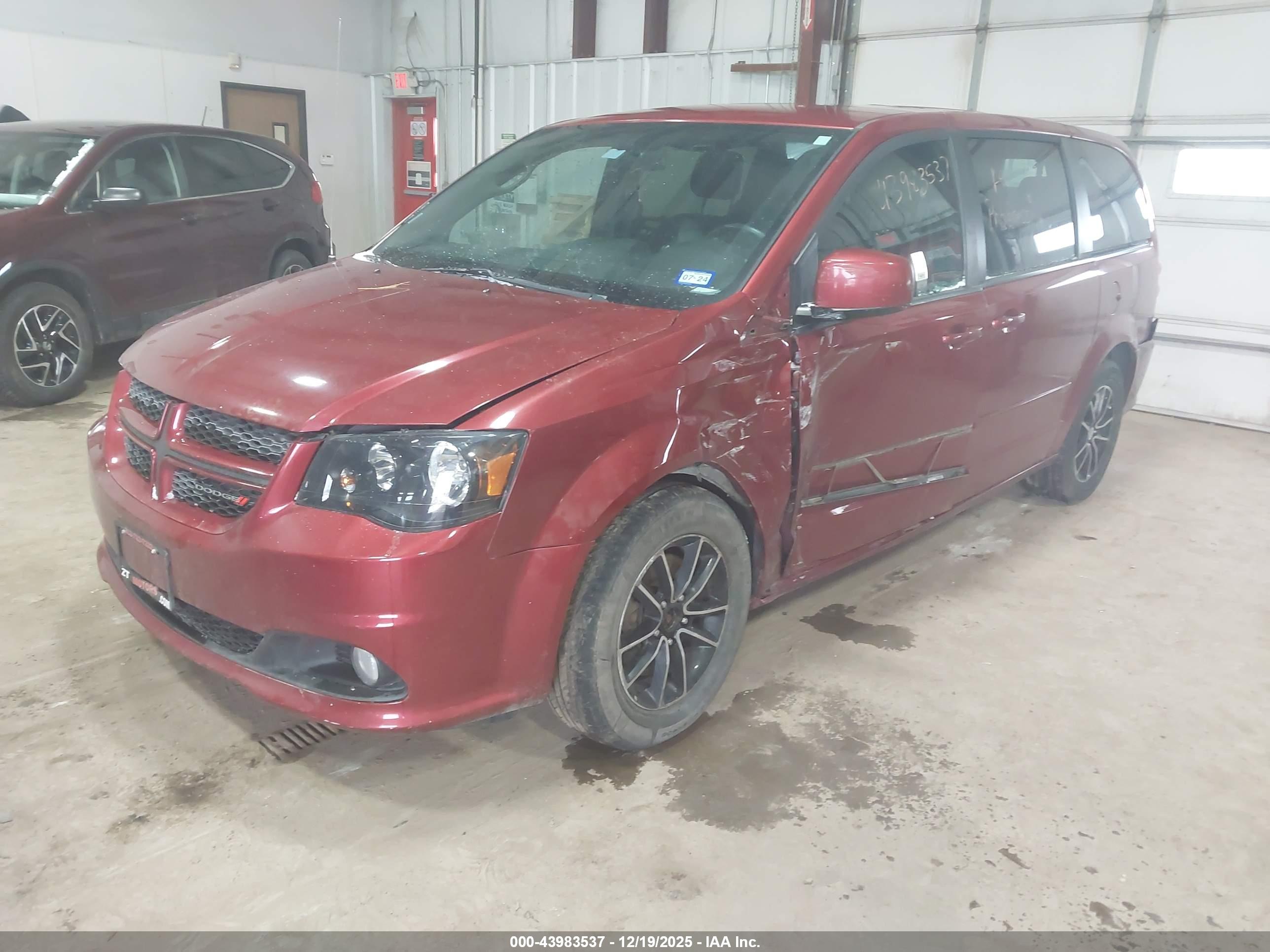 DODGE GRAND image 2