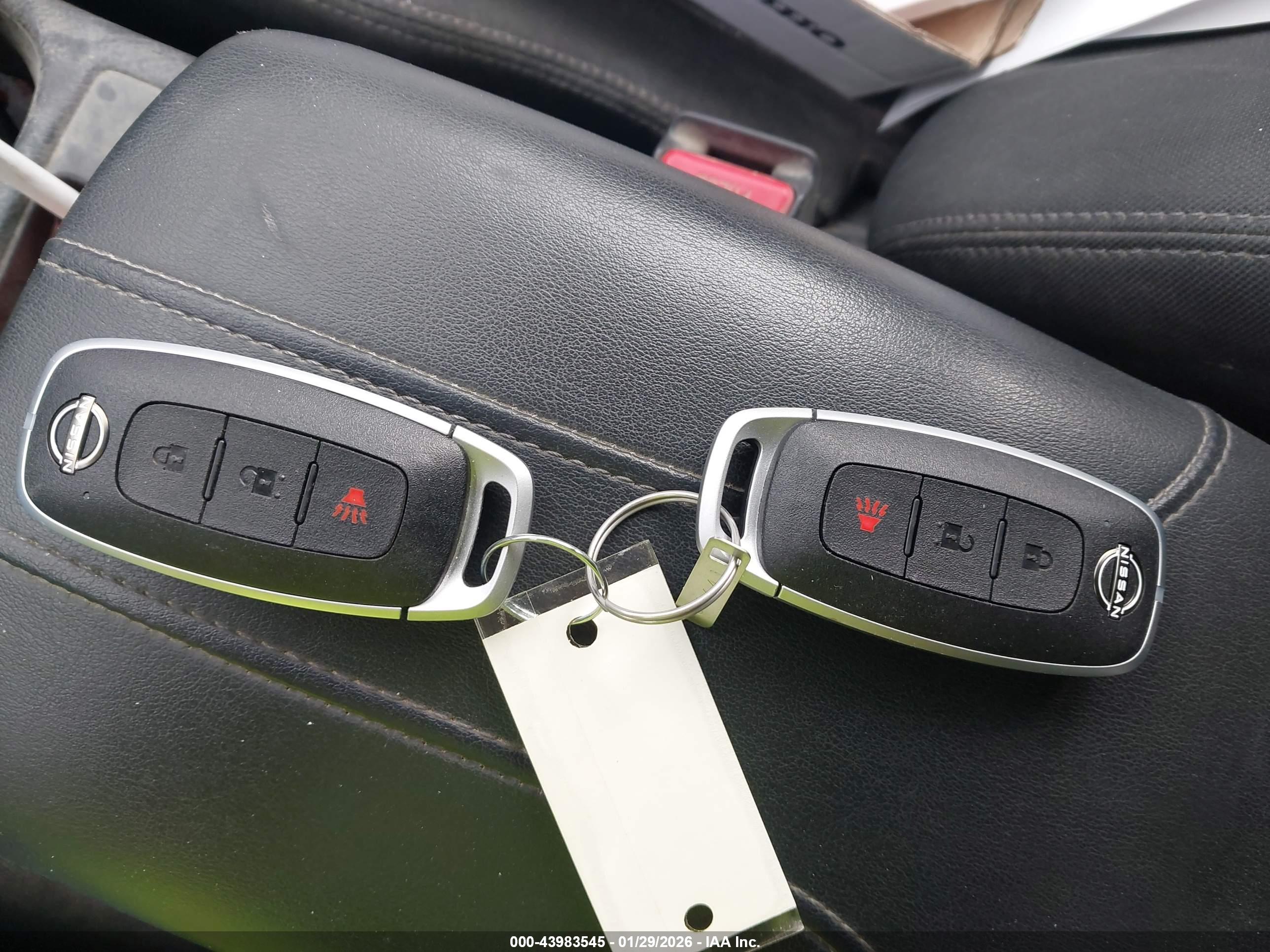 NISSAN KICKS image 11