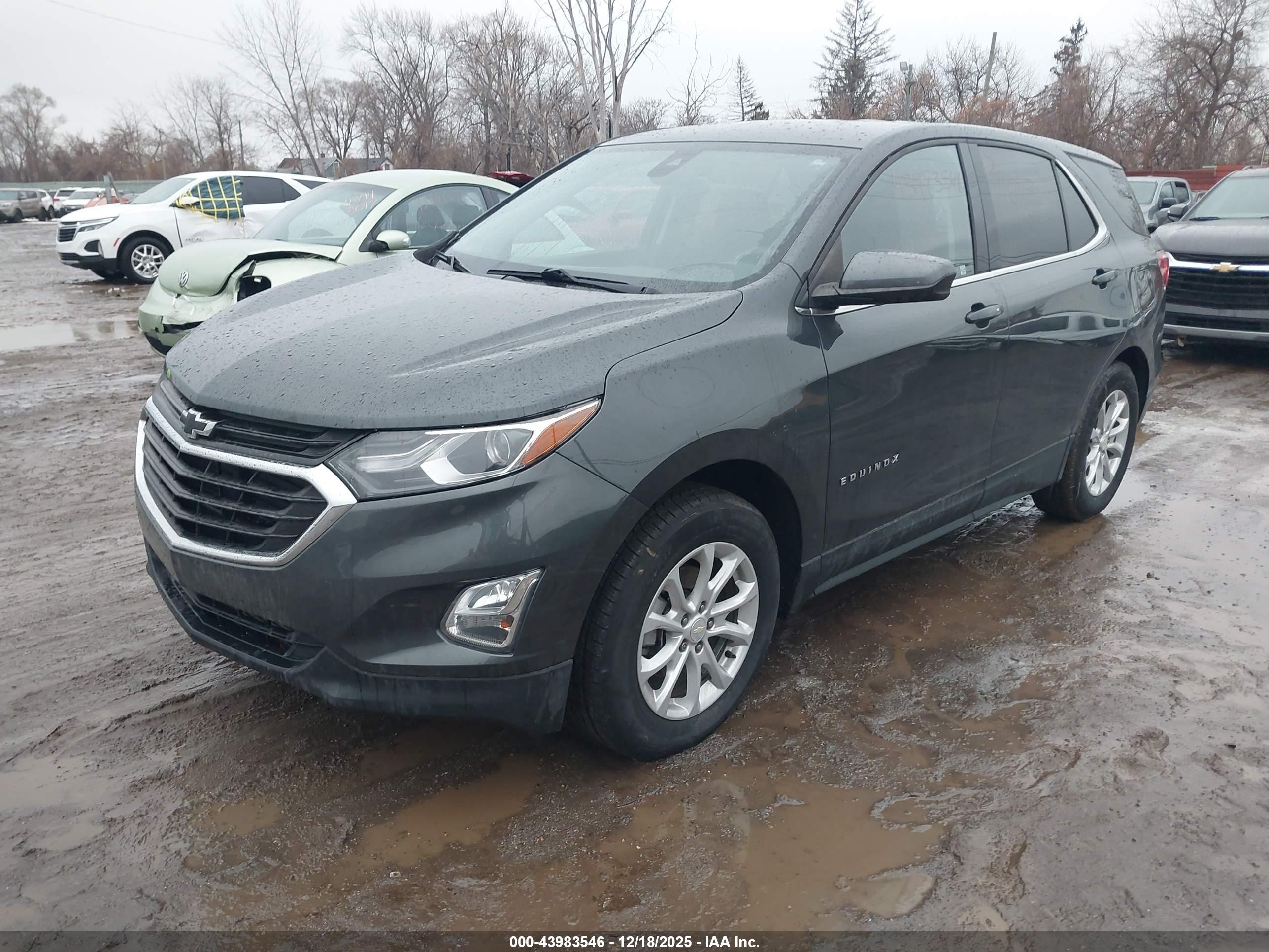CHEVROLET EQUINOX image 2