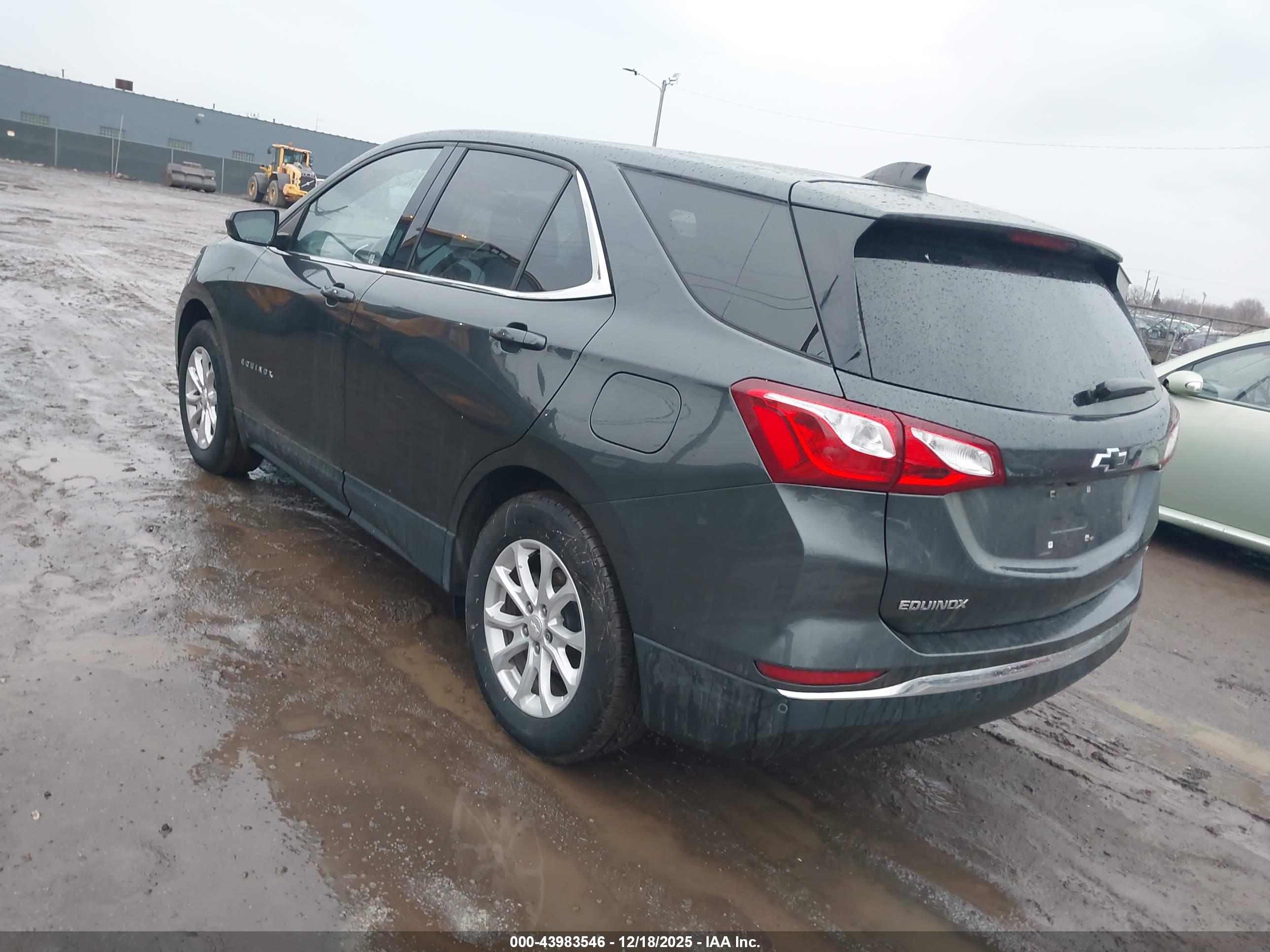 CHEVROLET EQUINOX image 3