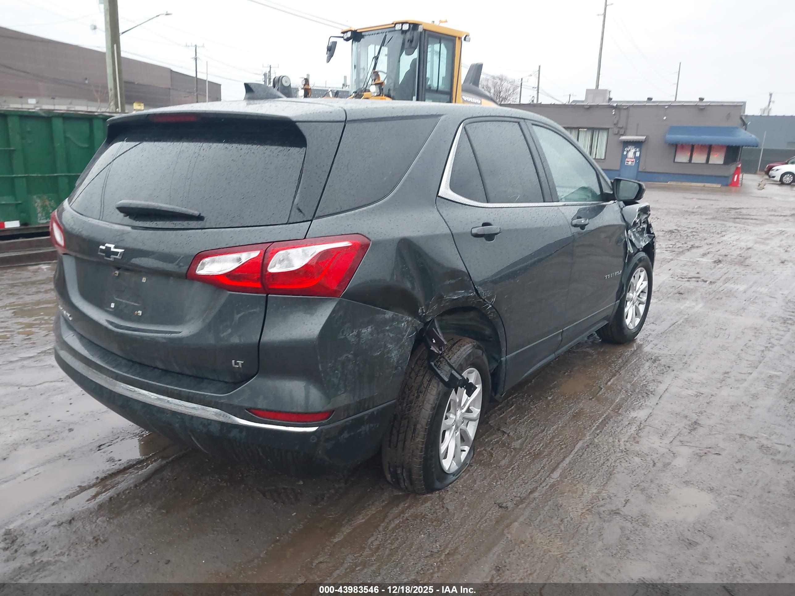 CHEVROLET EQUINOX image 4
